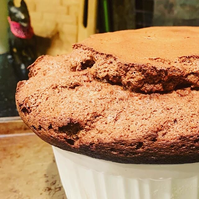 Voile - Chocolate Souffl&eacute;, anyone? .
.
.
.
#hellstromdesignworks #lovetobake #souffle #baker #designer #artist #interiordesigners #adventuregirl.