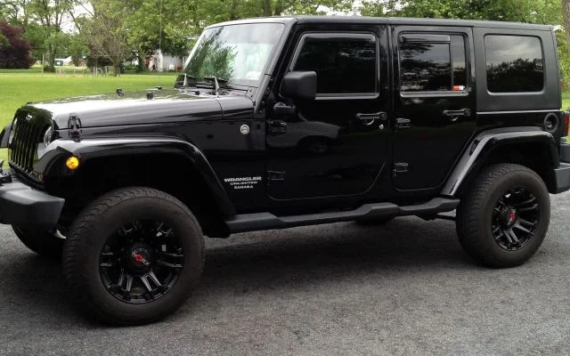 2007 Jeep Wrangler Sahara Unlimited - Beast 803 18 inch