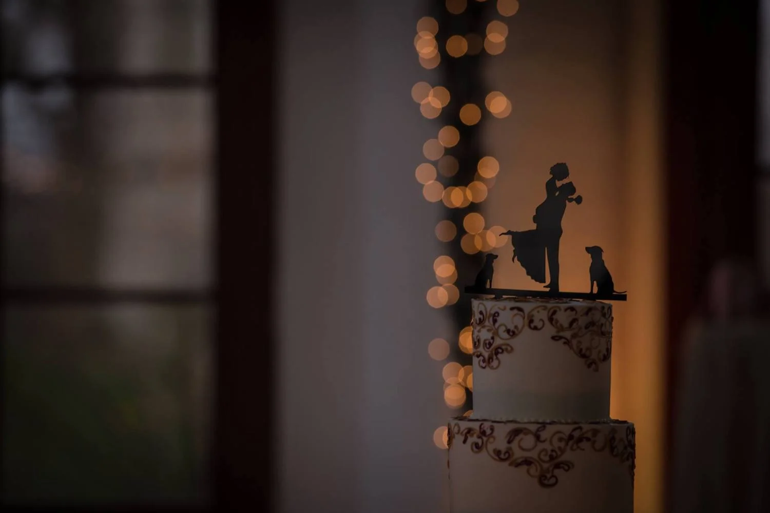 cake-dim-lights.jpg