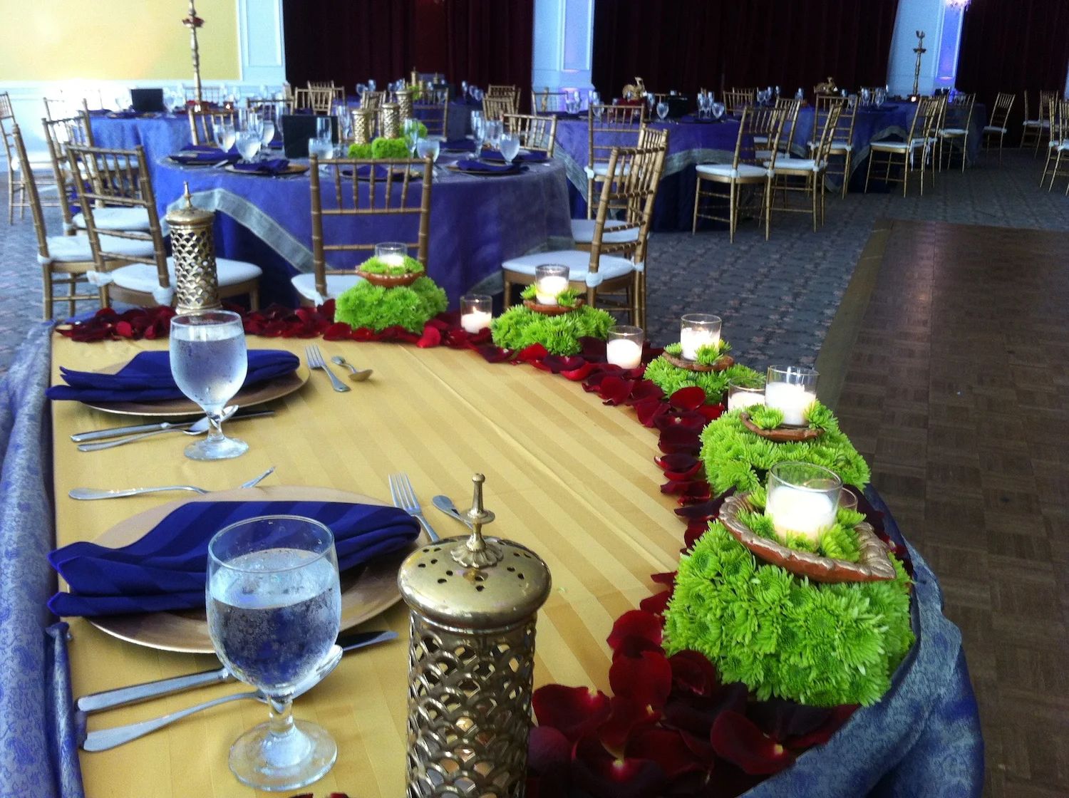 ballroom-green-deorations.JPG