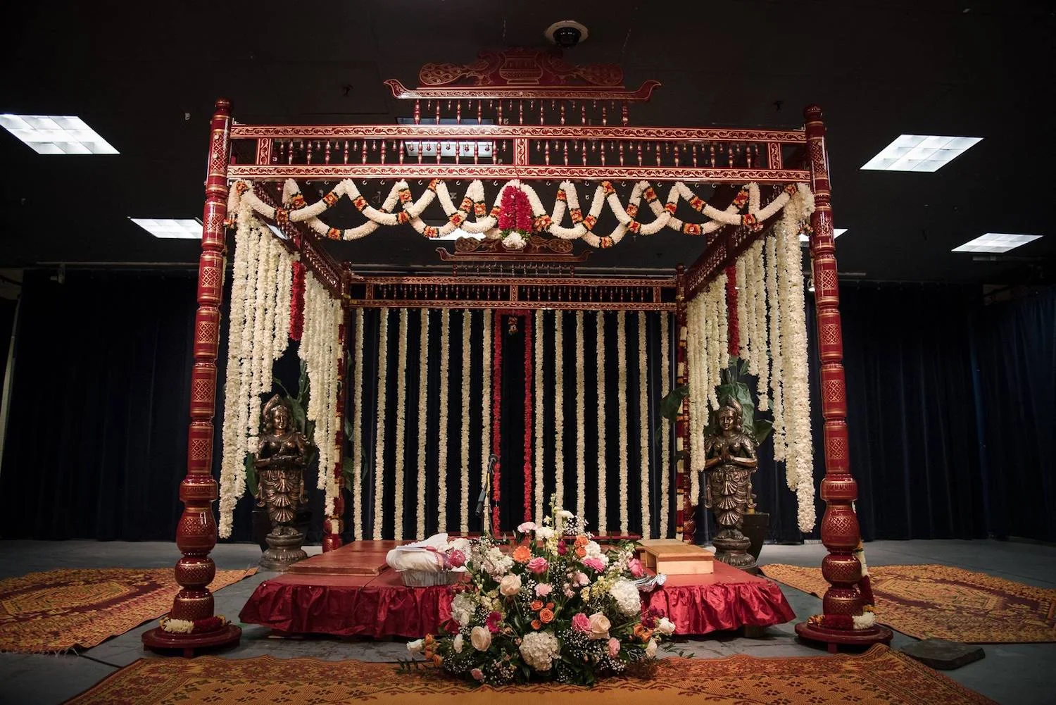 ballroom-stage-statues.jpg
