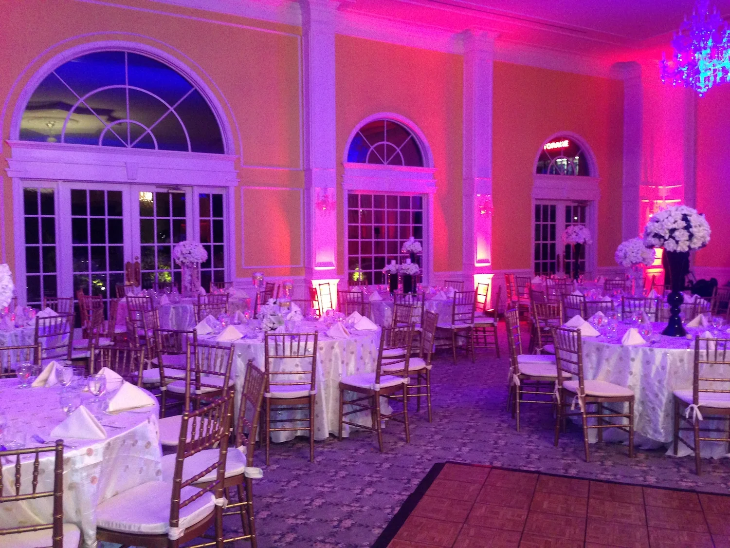 ballroom-uplighting3.JPG