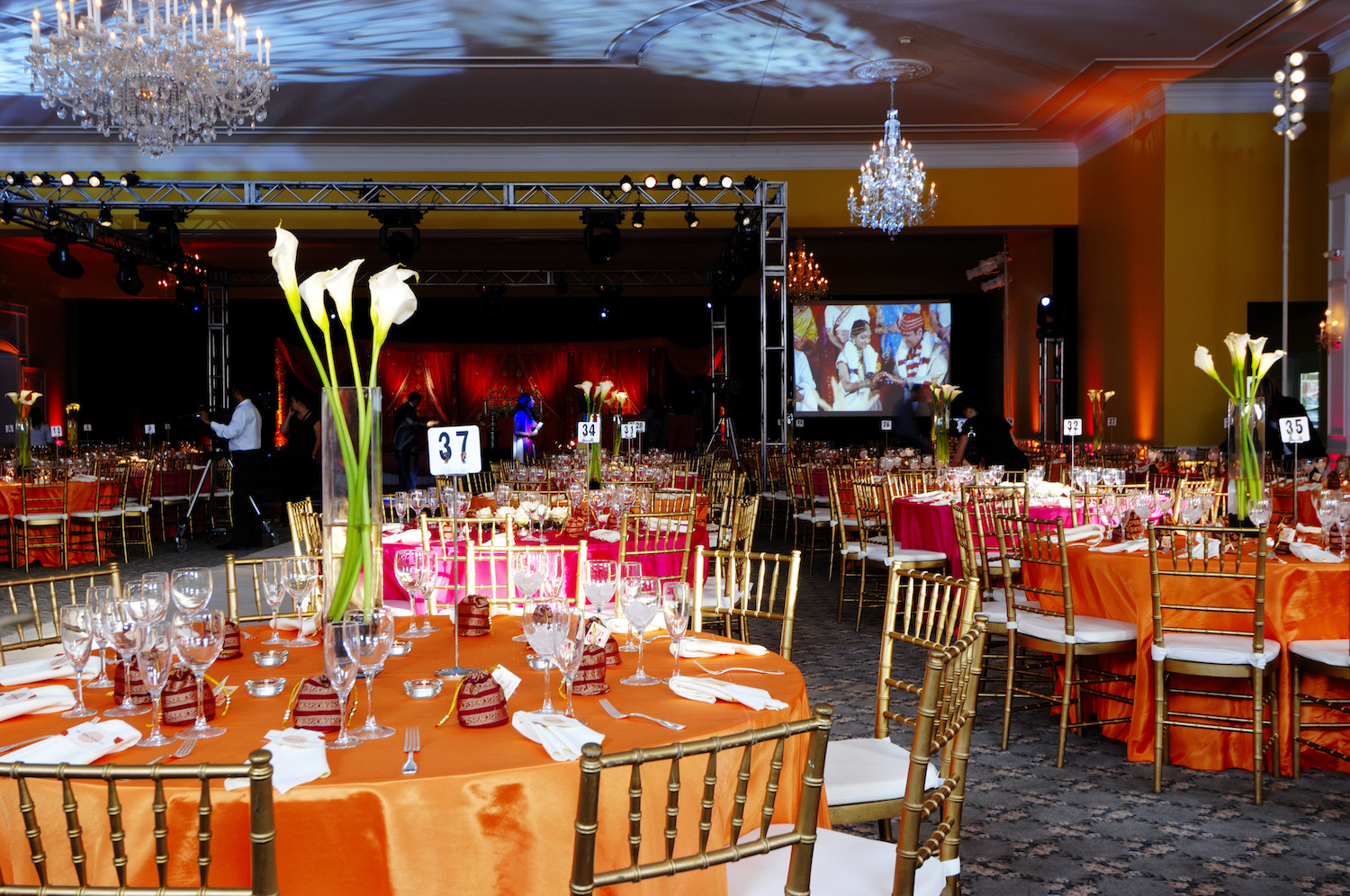 ballroom-red-tables-lighting.jpg
