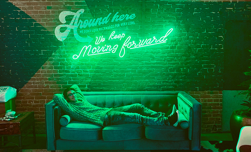 MNYK_NeonWall_08262019.jpg