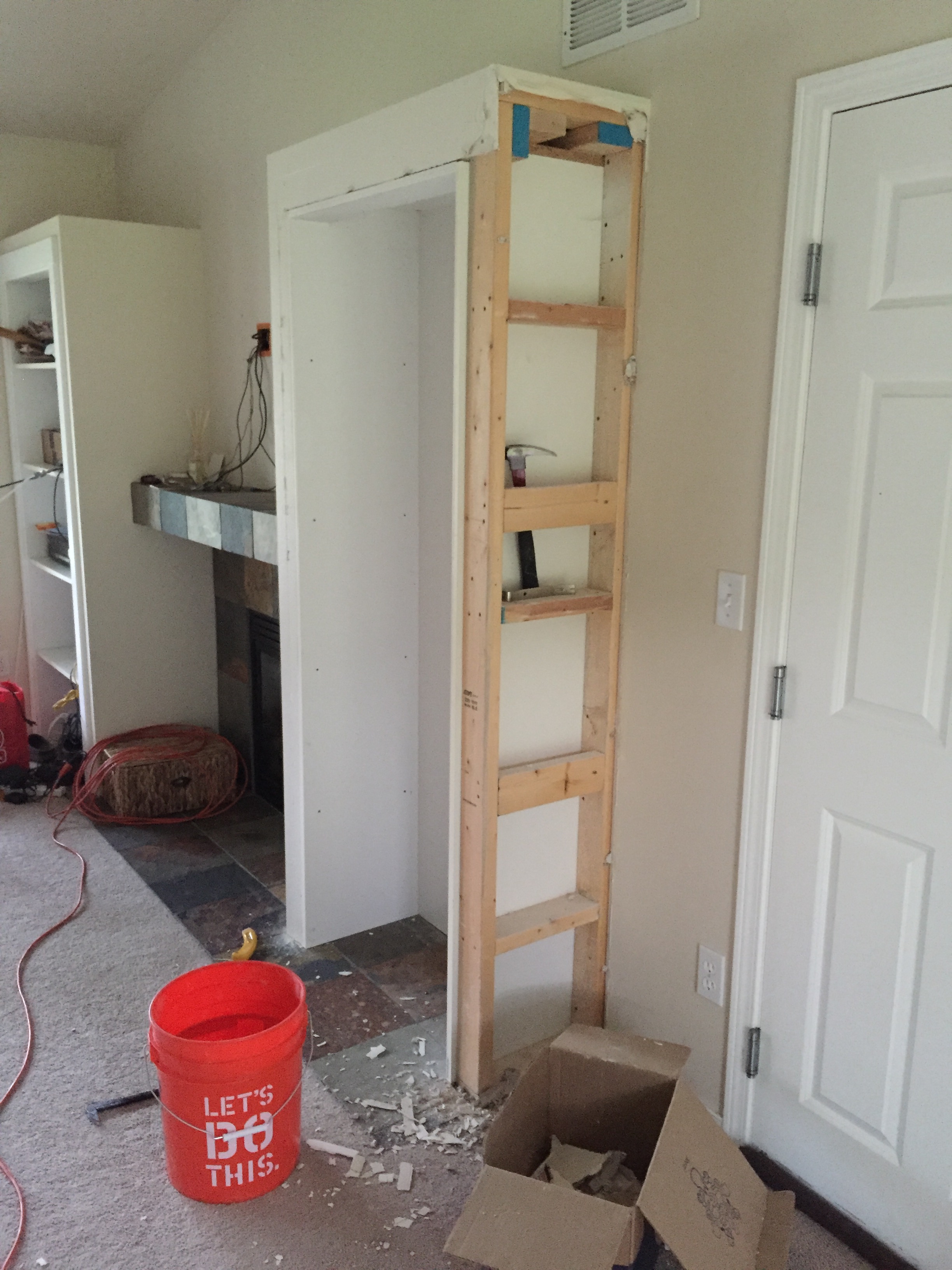Started demo of the built-in shelves