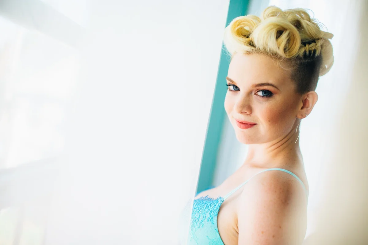 04-creative-boudoir-headshot.jpg
