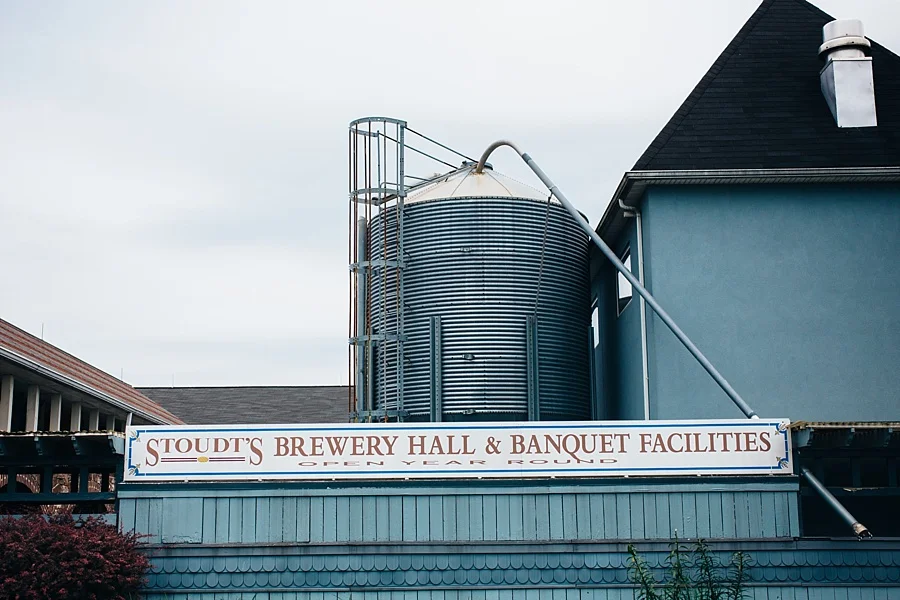 stoudts-brewery-wedding-adamstown-pa0023.jpg