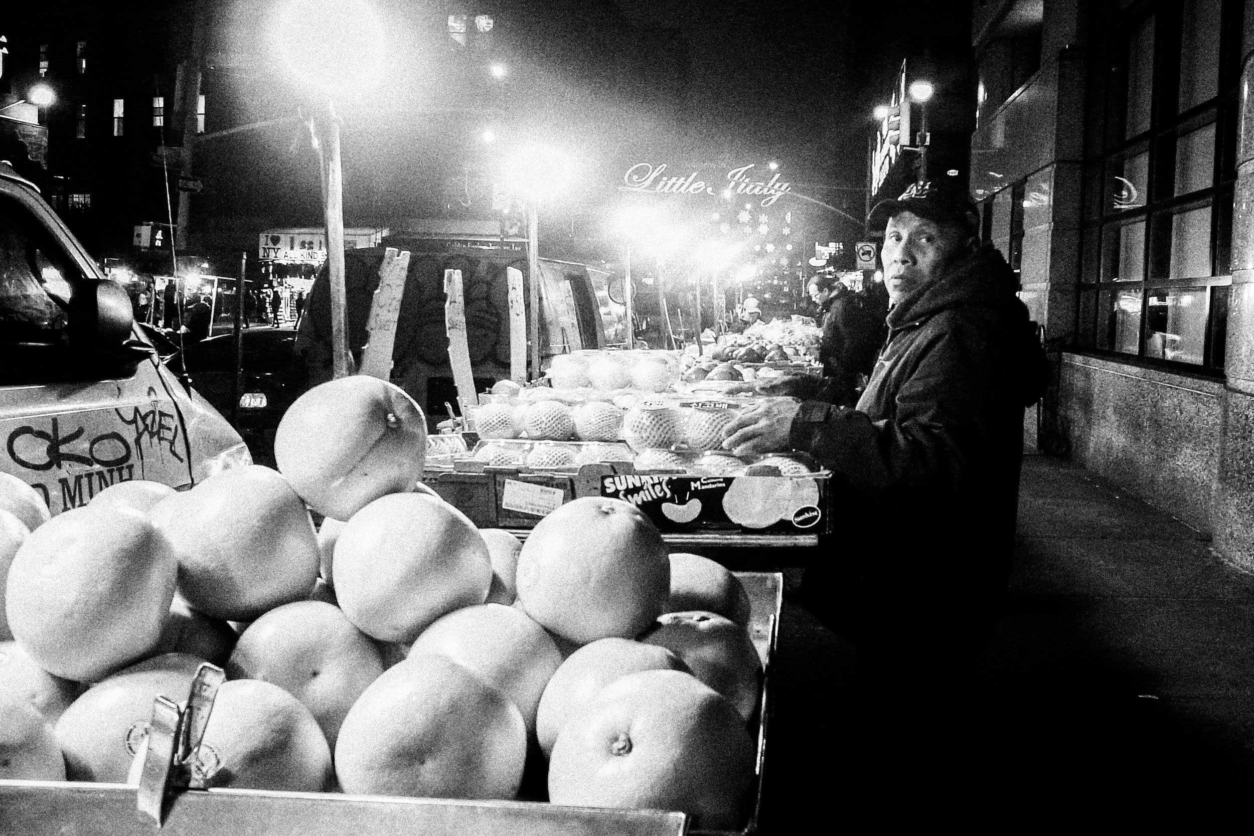 NewYork_ChinaTown_LittleItaly_FruitStand.jpg