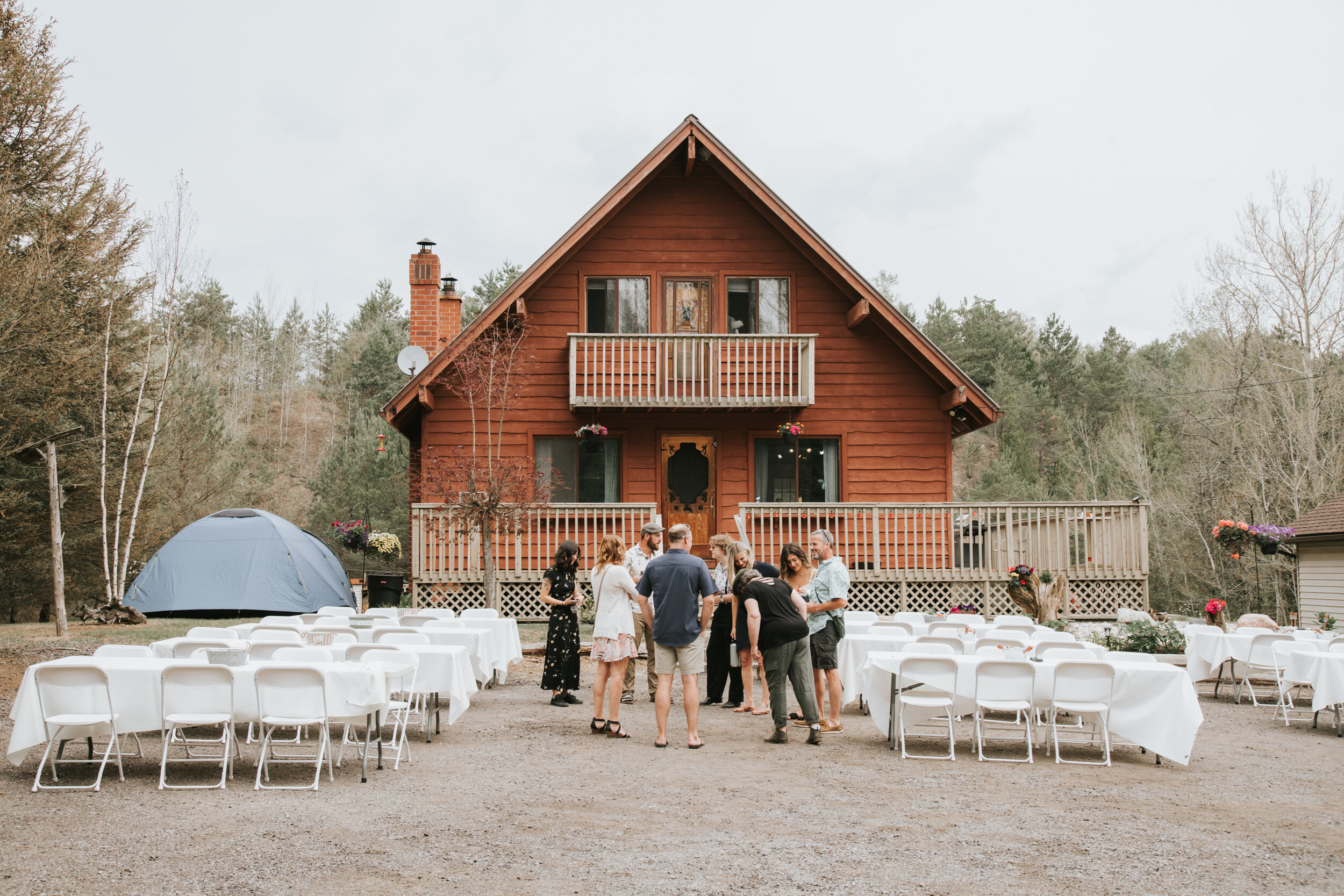 Ontario-backyard-wedding-photography-1.jpg