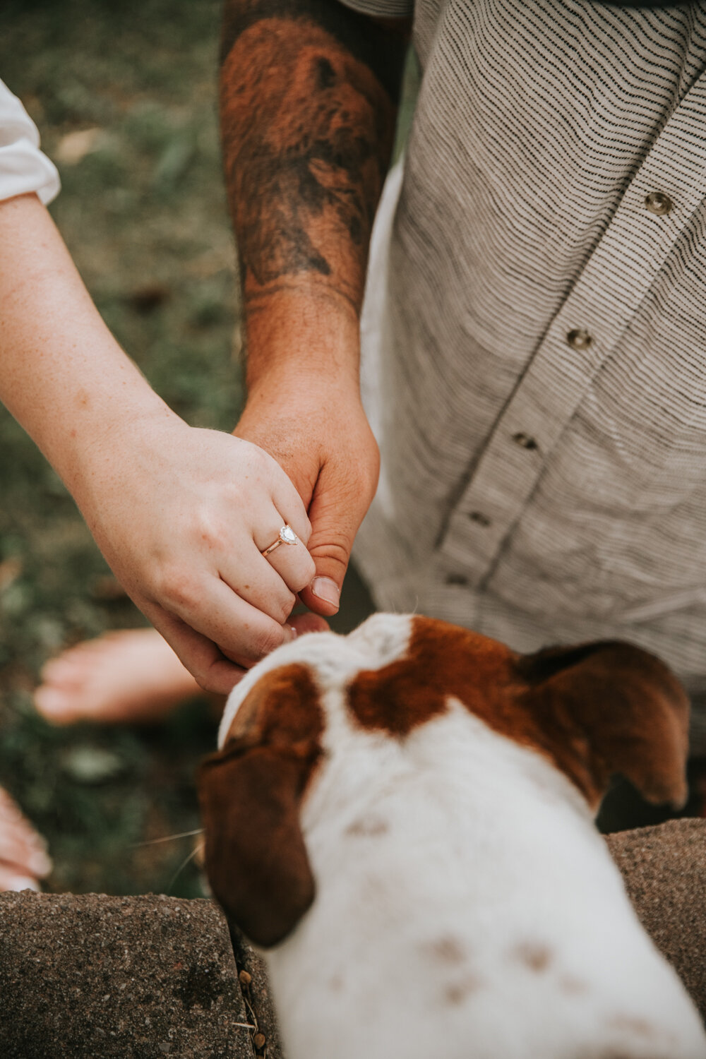 fenelon-falls-engagement-session-photographer-kawartha-10.jpg