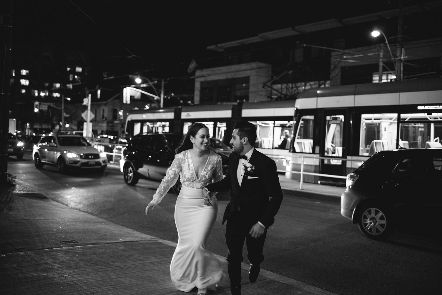 toronto-burroughes-building-urban-wedding-photographer-41.jpg