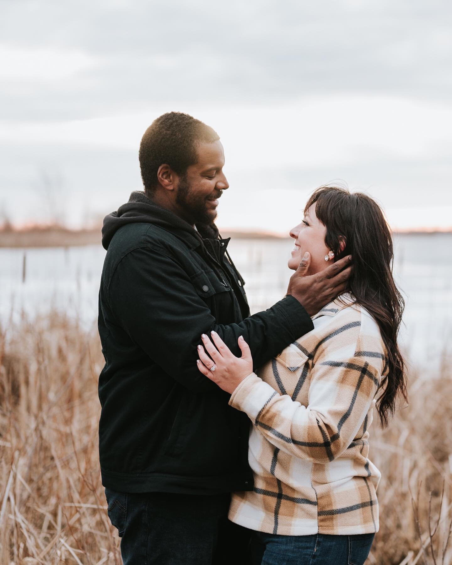 Darlington Provincial Park made a great backdrop for B&amp;M&rsquo;s engagement session ✨

Thank you both for being so much fun to photograph ☺️

#loveauthentic #loveintentionally #darlingtonprovincialpark #winterengagementsession #algonquinphotograp