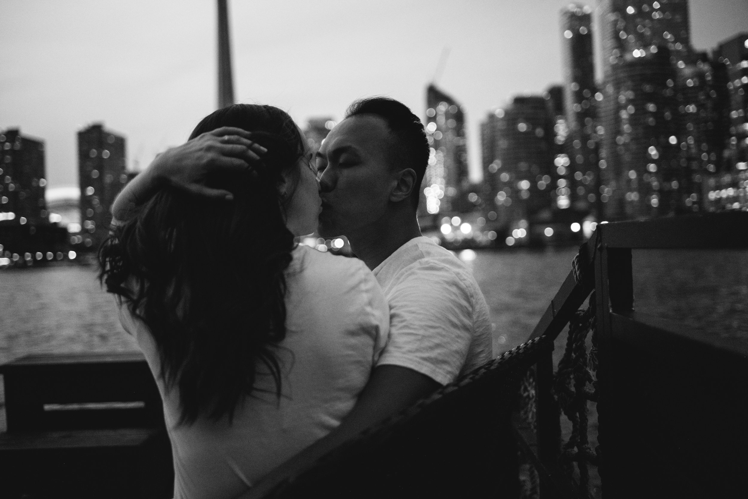 Toronto-island-engagement-session23.jpg