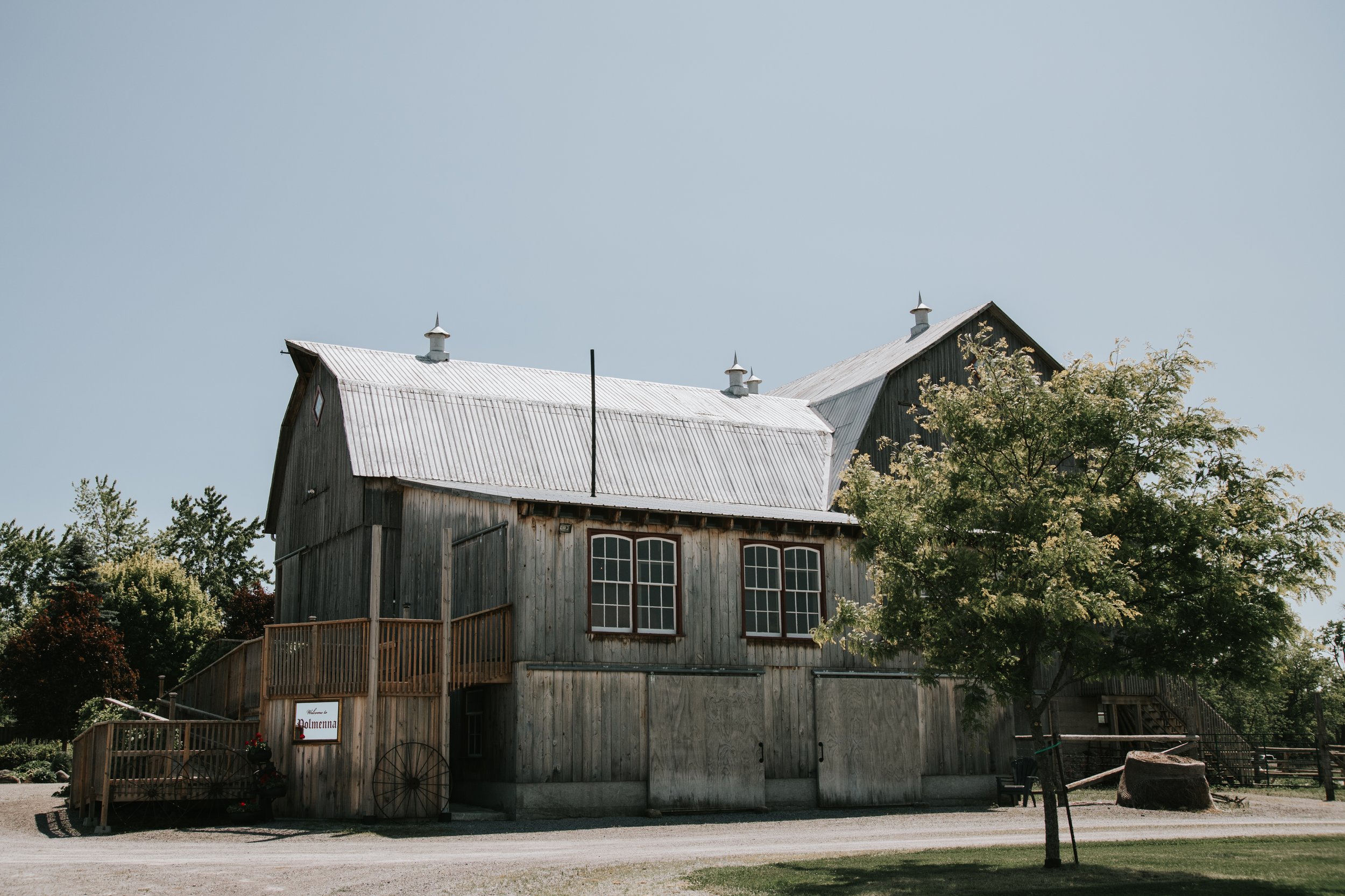 polmenna-barn-wedding-photographer-photos-ontario01.jpg
