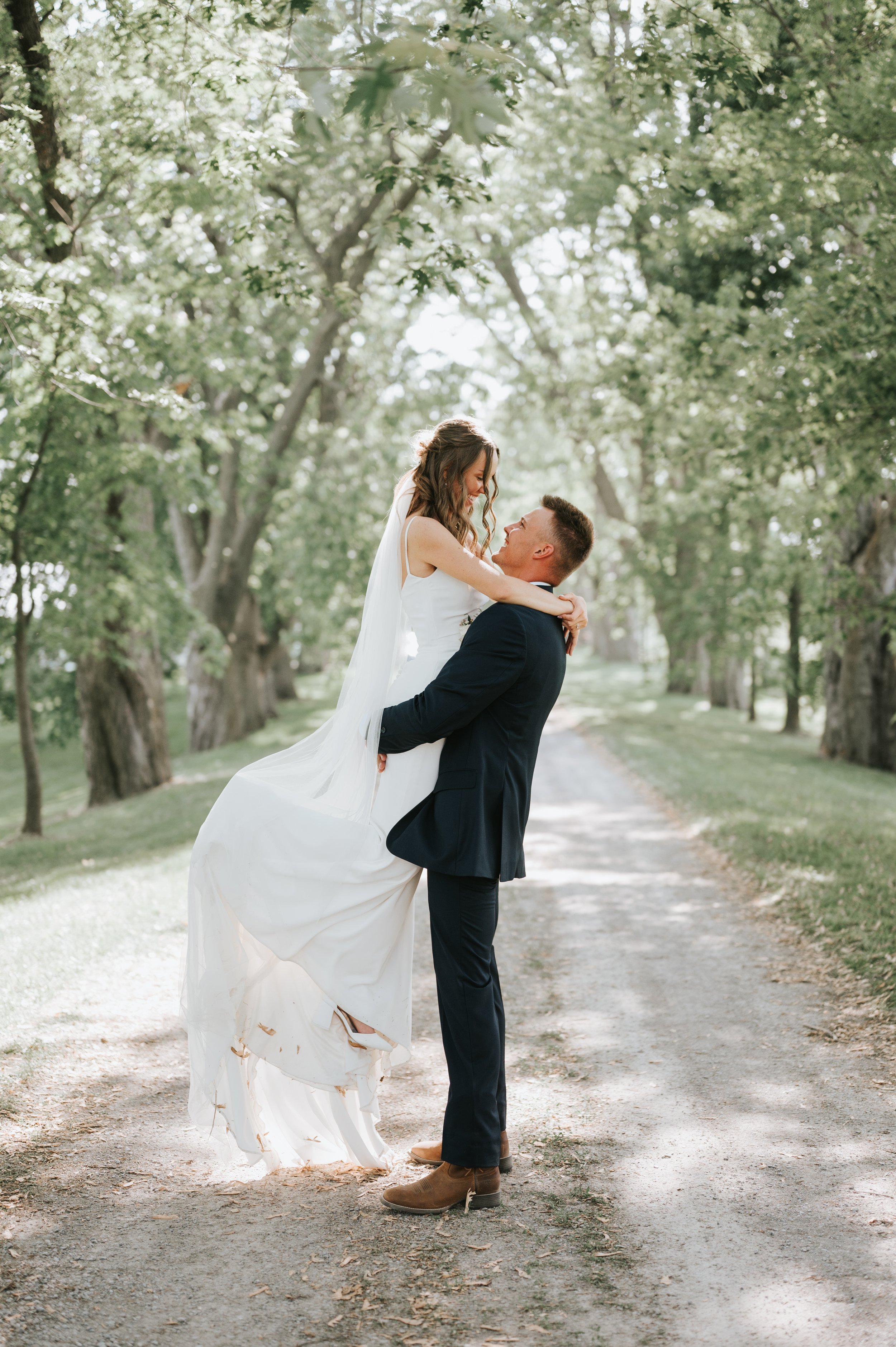 polmenna-barn-wedding-photographer-photos-ontario34.jpg