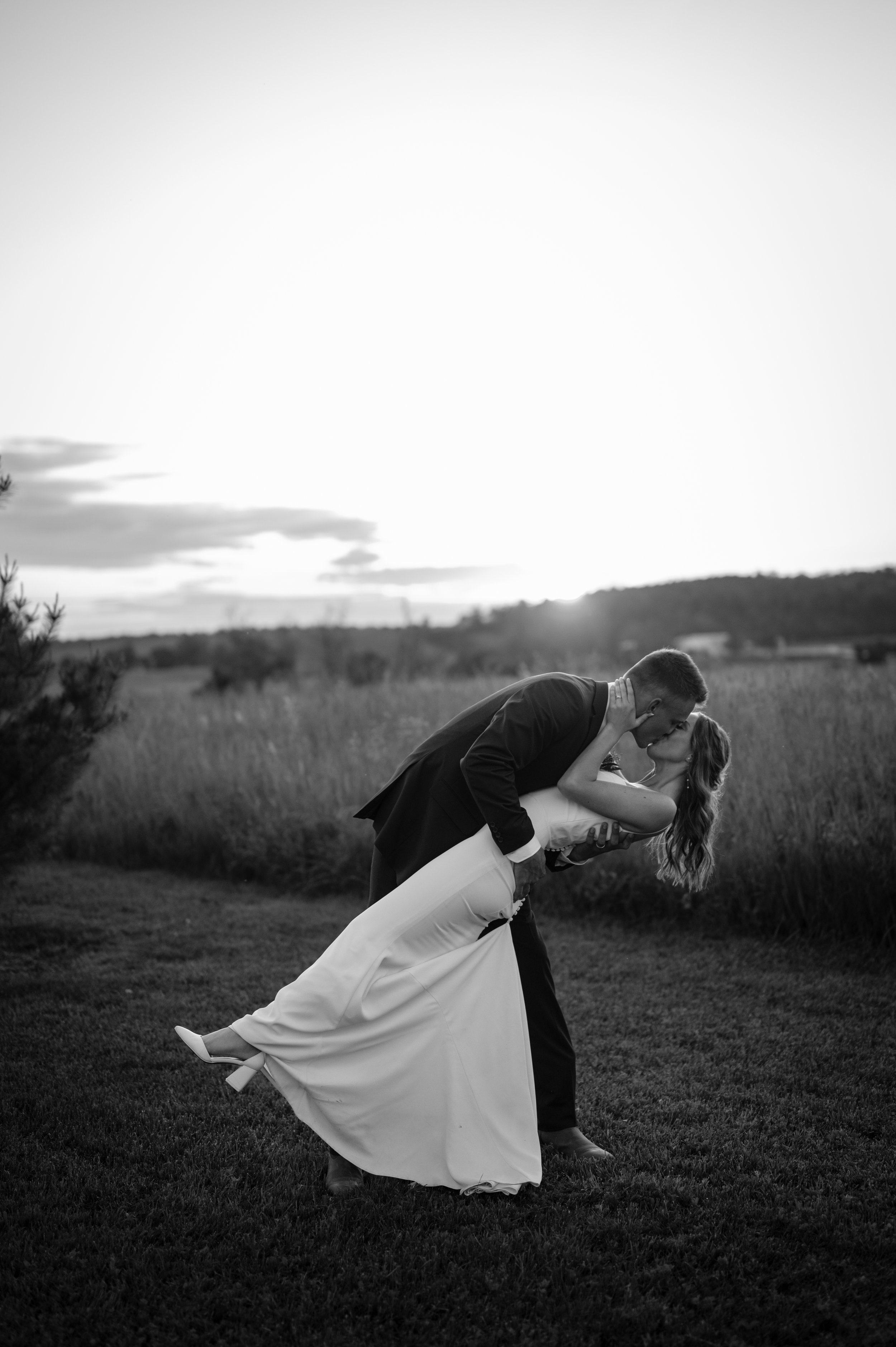 polmenna-barn-wedding-photographer-photos-ontario71.jpg