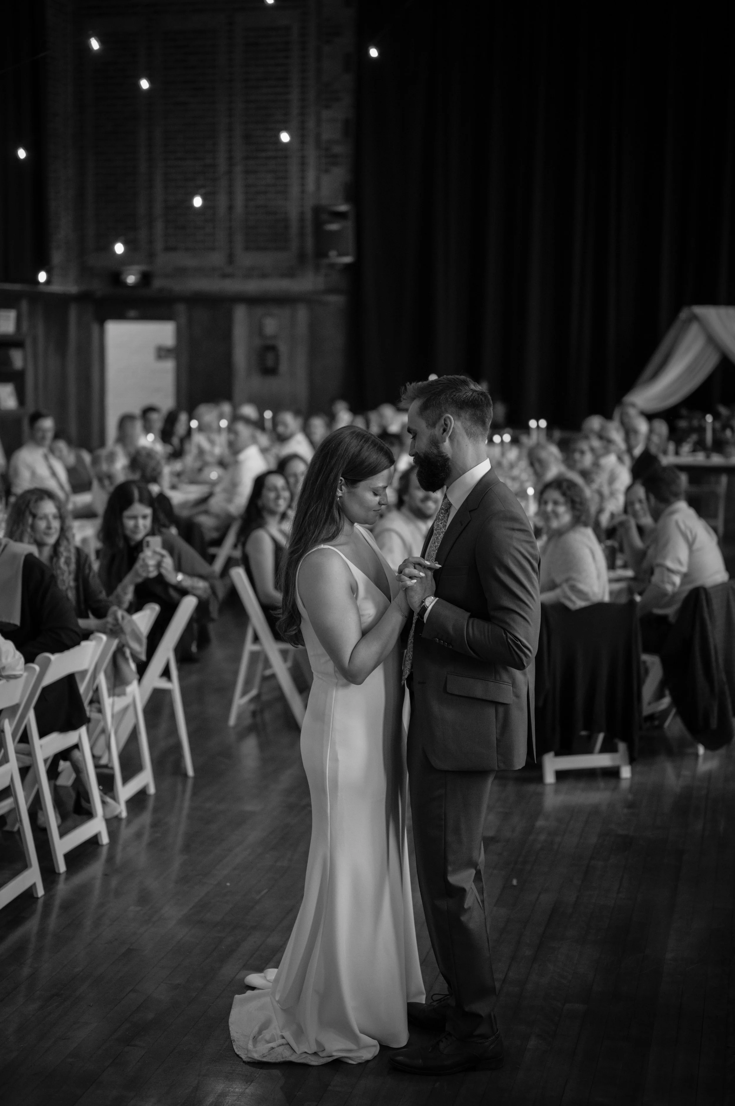 Newcastle-community-hall-wedding-photographer-clarington-durham-photo098.jpg