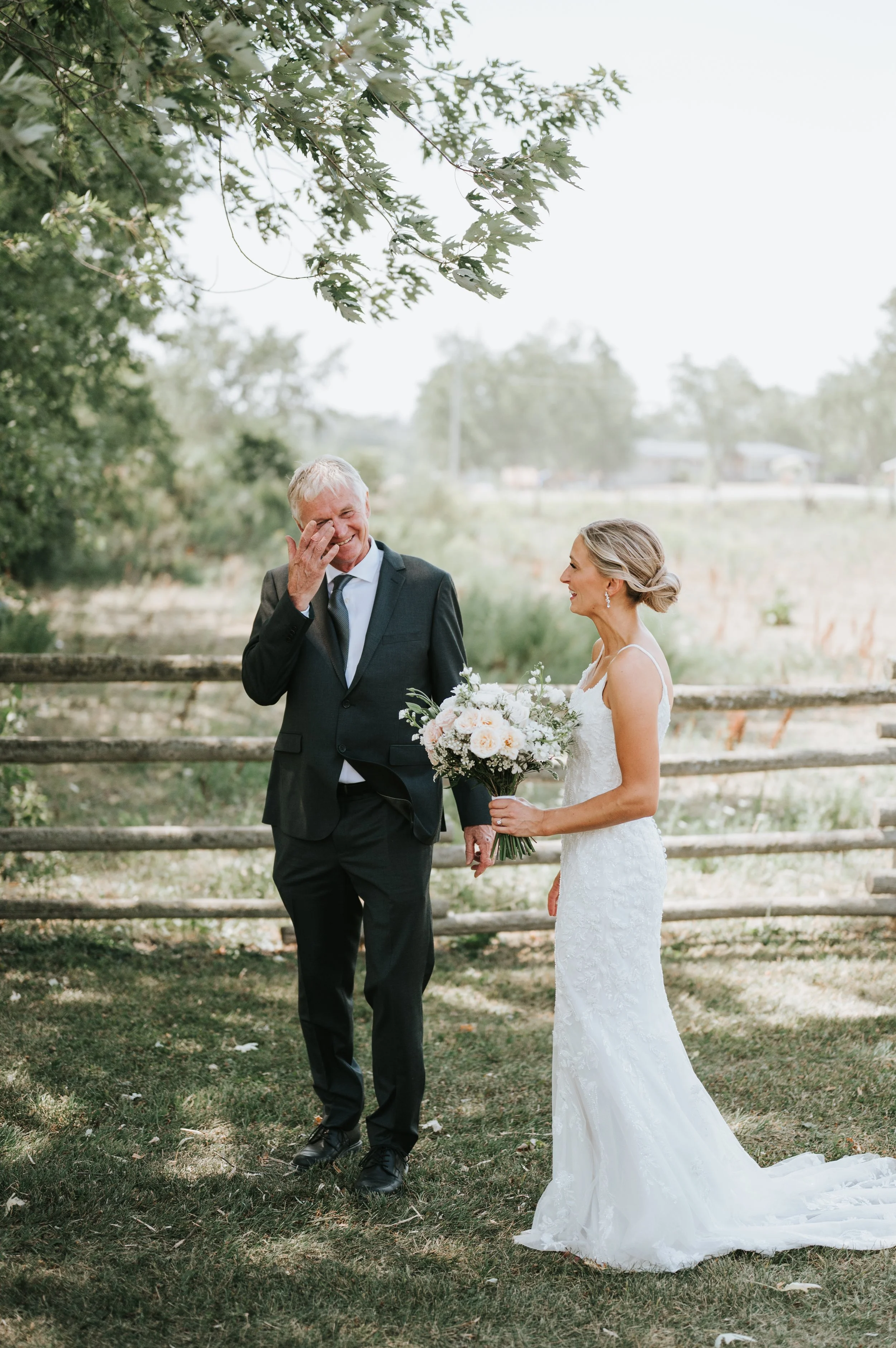 polmenna-barn-wedding-photos-photographer-ontario-campbellford148.jpg