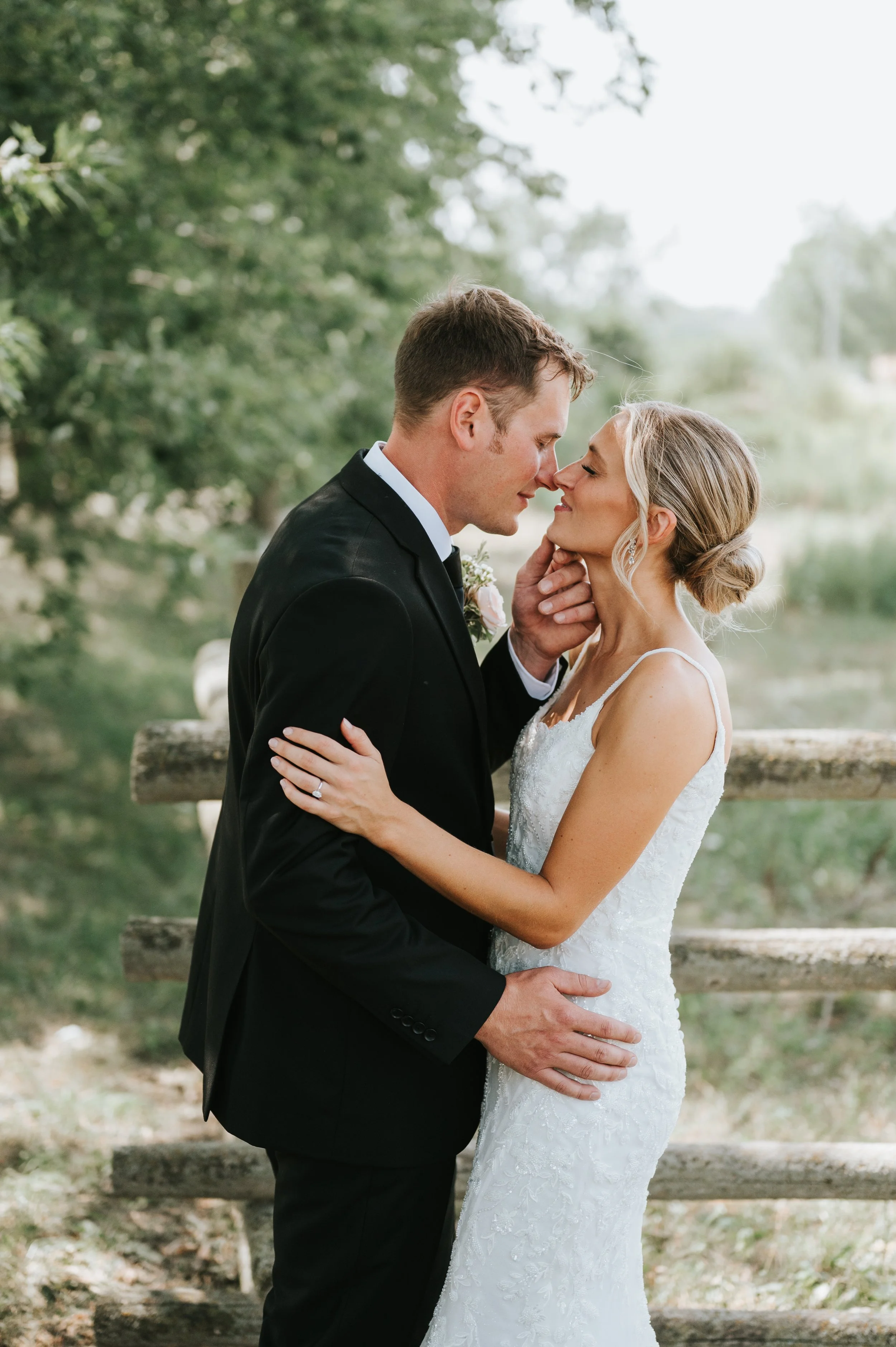 polmenna-barn-wedding-photos-photographer-ontario-campbellford151.jpg