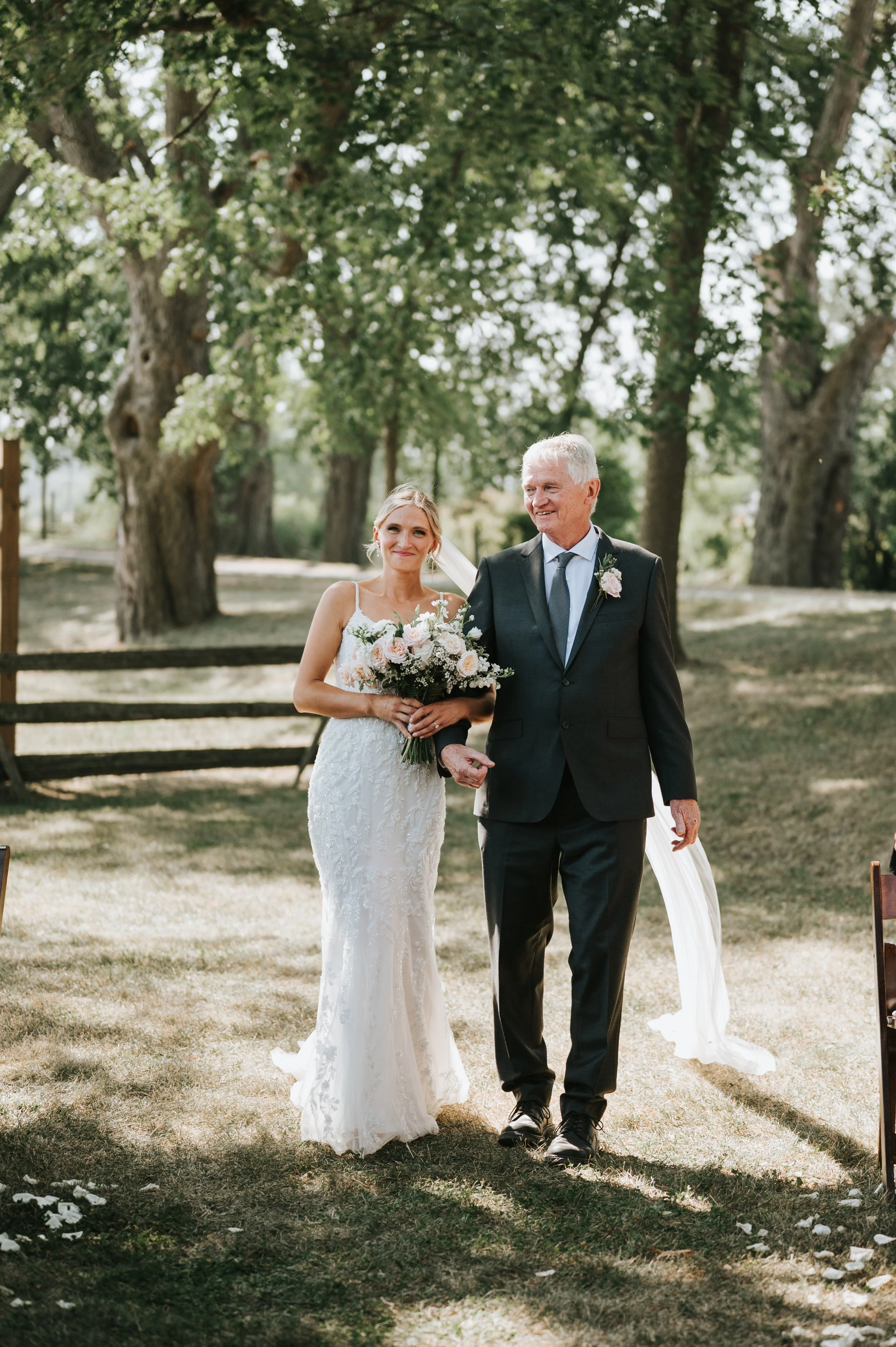 polmenna-barn-wedding-photos-photographer-ontario-campbellford176.jpg