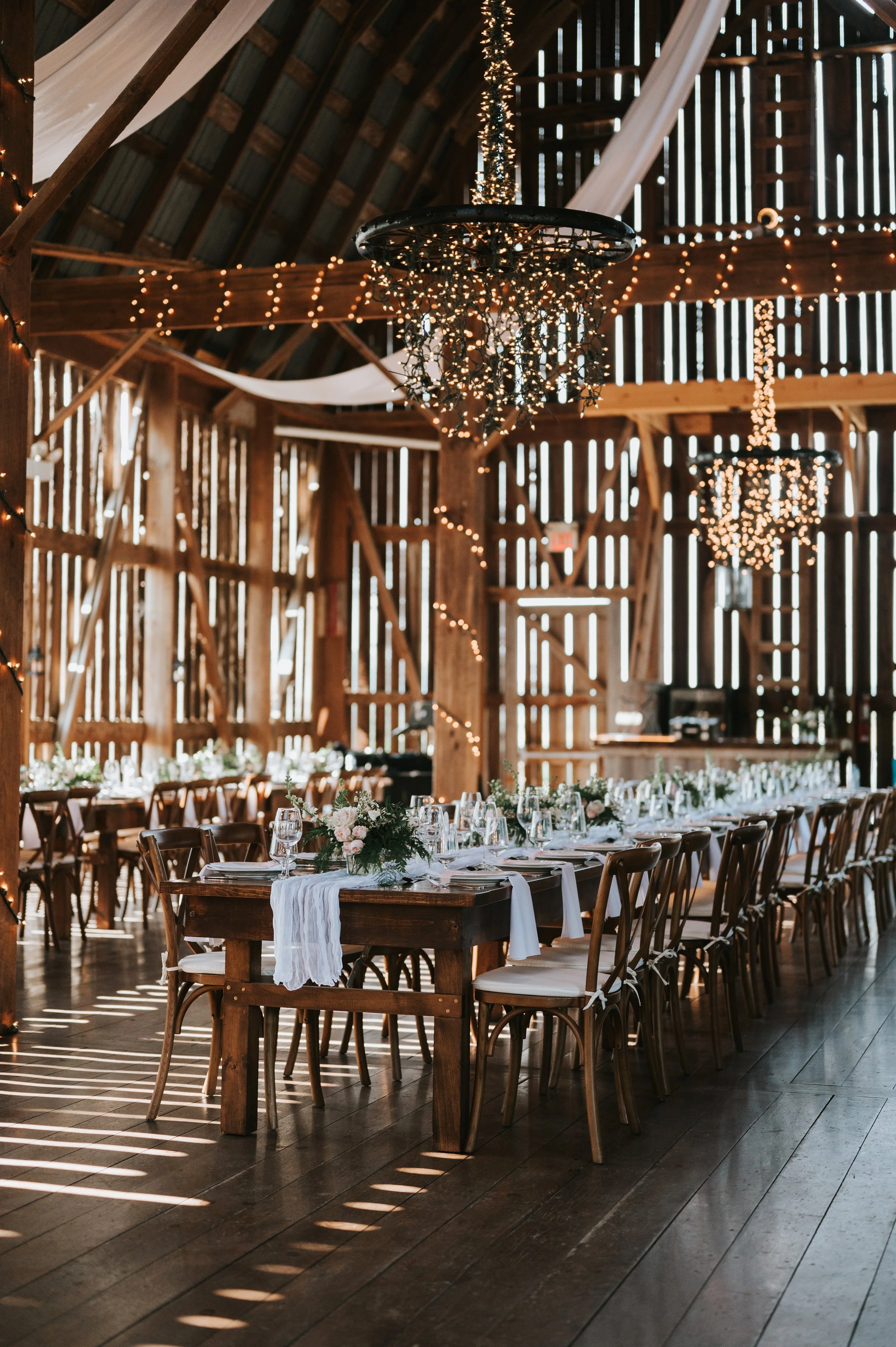 polmenna-barn-wedding-photos-photographer-ontario-campbellford190.jpg