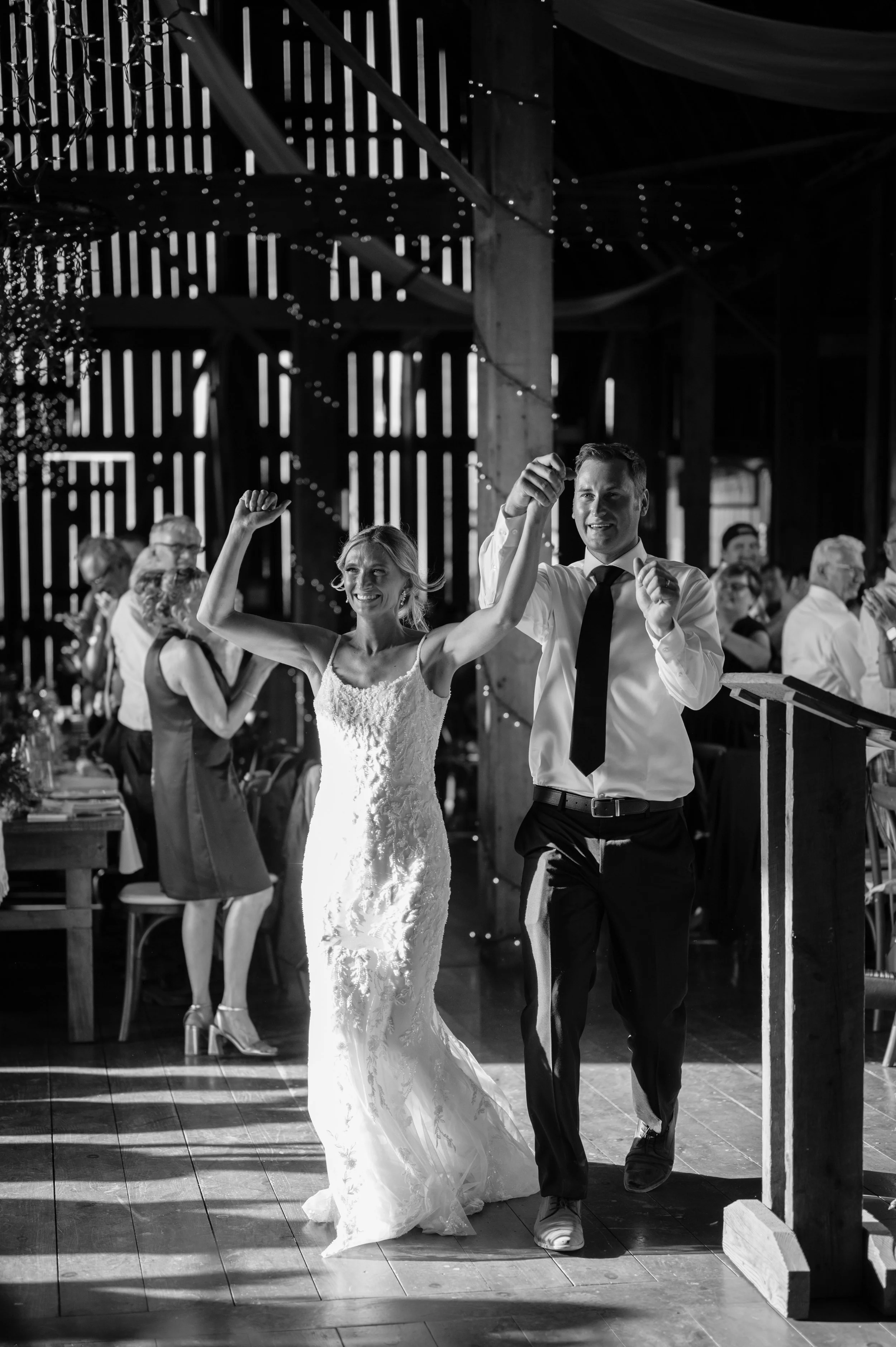 polmenna-barn-wedding-photos-photographer-ontario-campbellford198.jpg