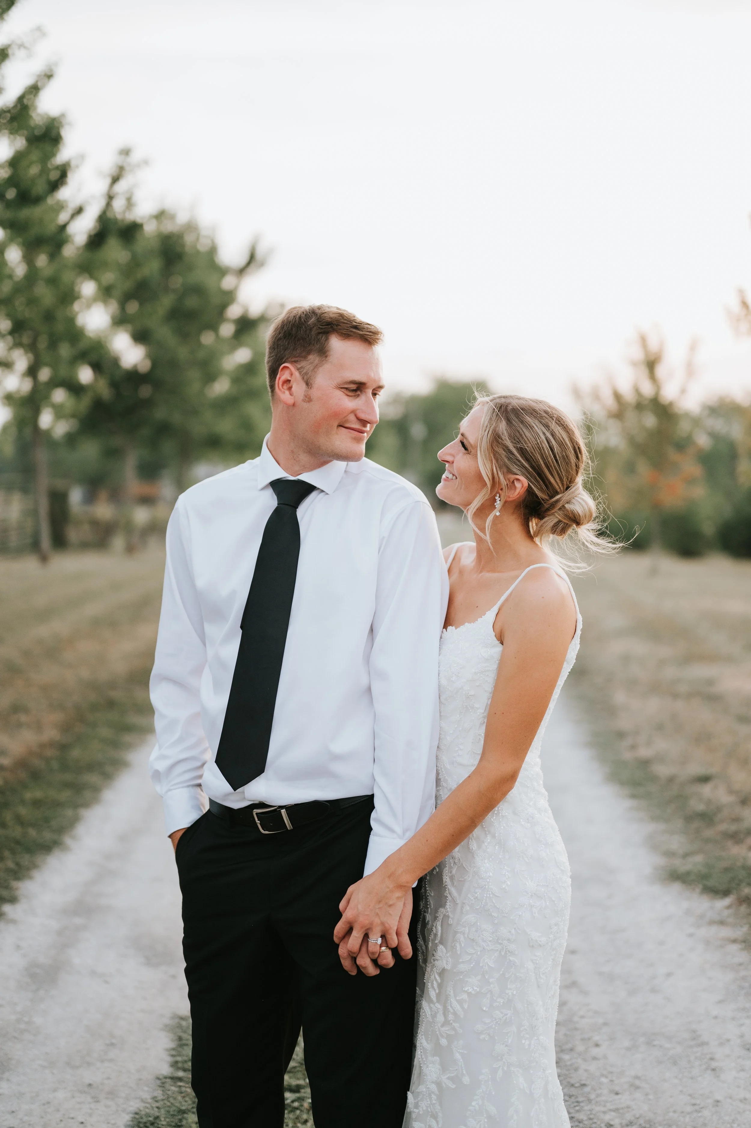 polmenna-barn-wedding-photos-photographer-ontario-campbellford206.jpg