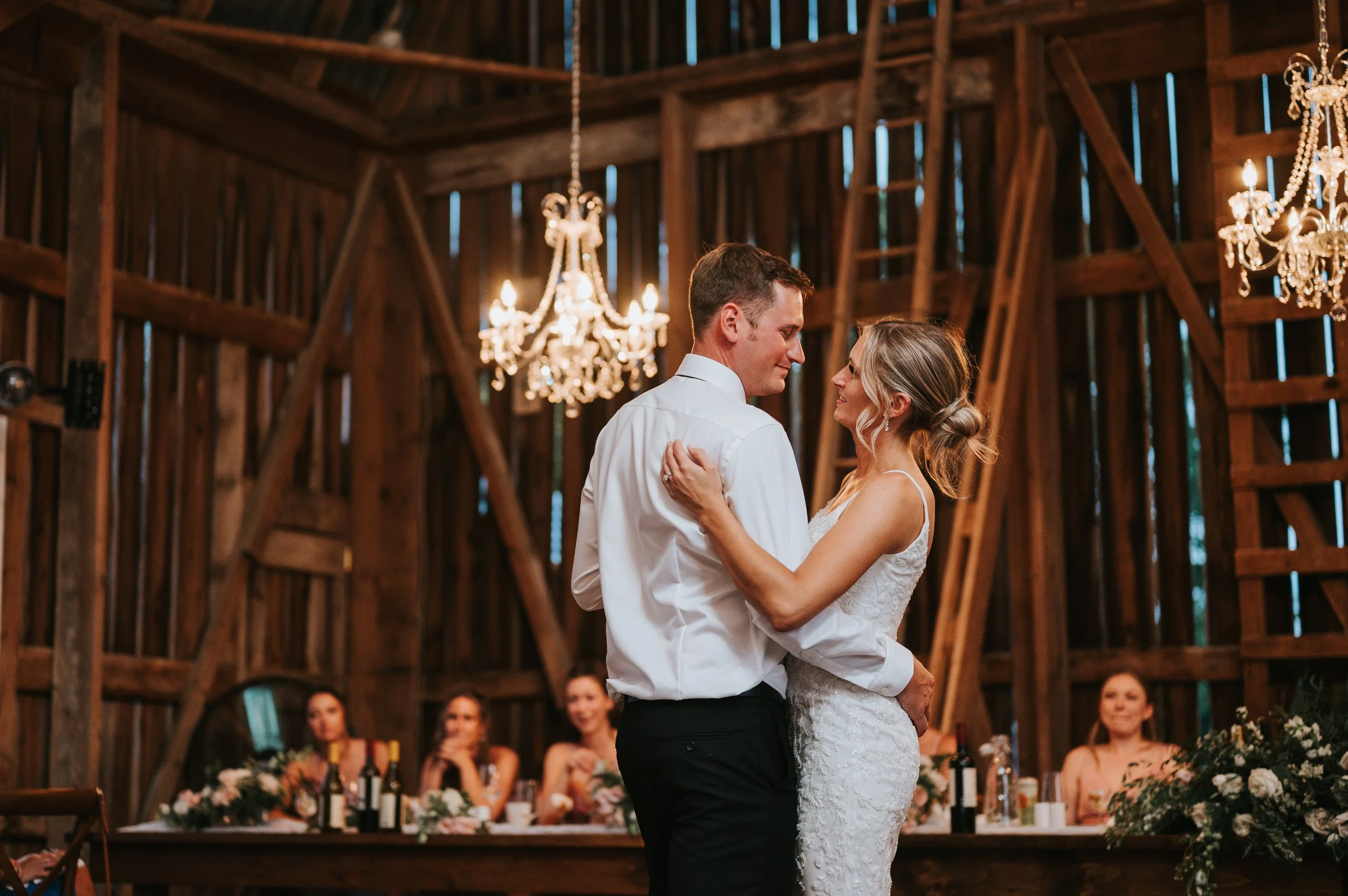 polmenna-barn-wedding-photos-photographer-ontario-campbellford212.jpg
