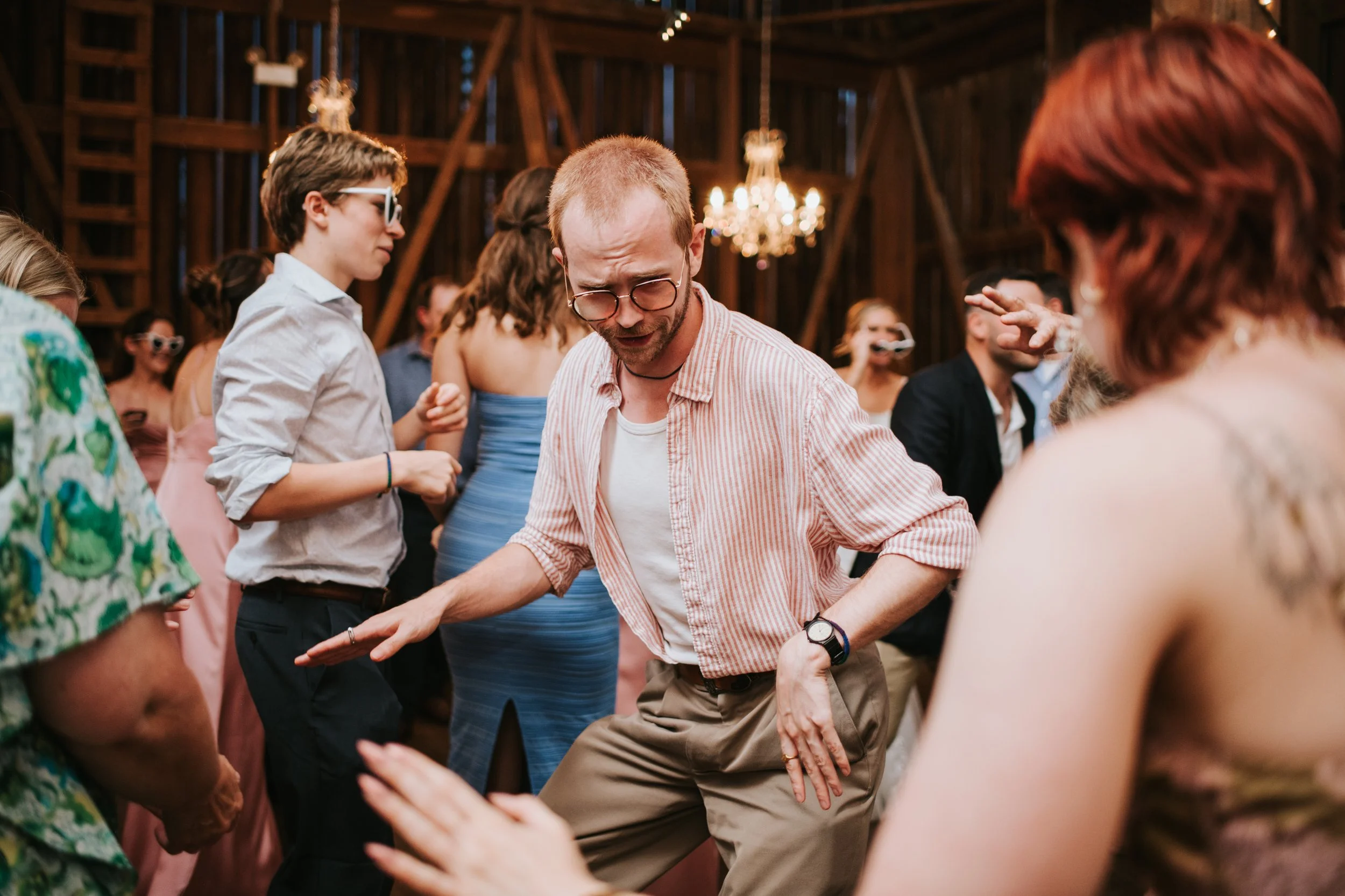 polmenna-barn-wedding-photos-photographer-ontario-campbellford216.jpg