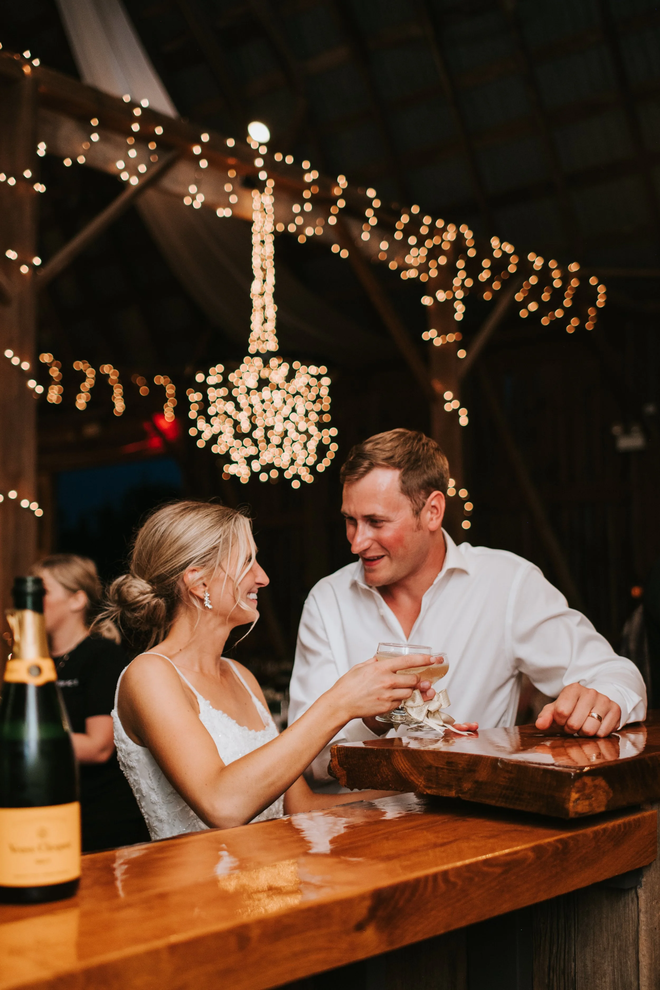 polmenna-barn-wedding-photos-photographer-ontario-campbellford217.jpg
