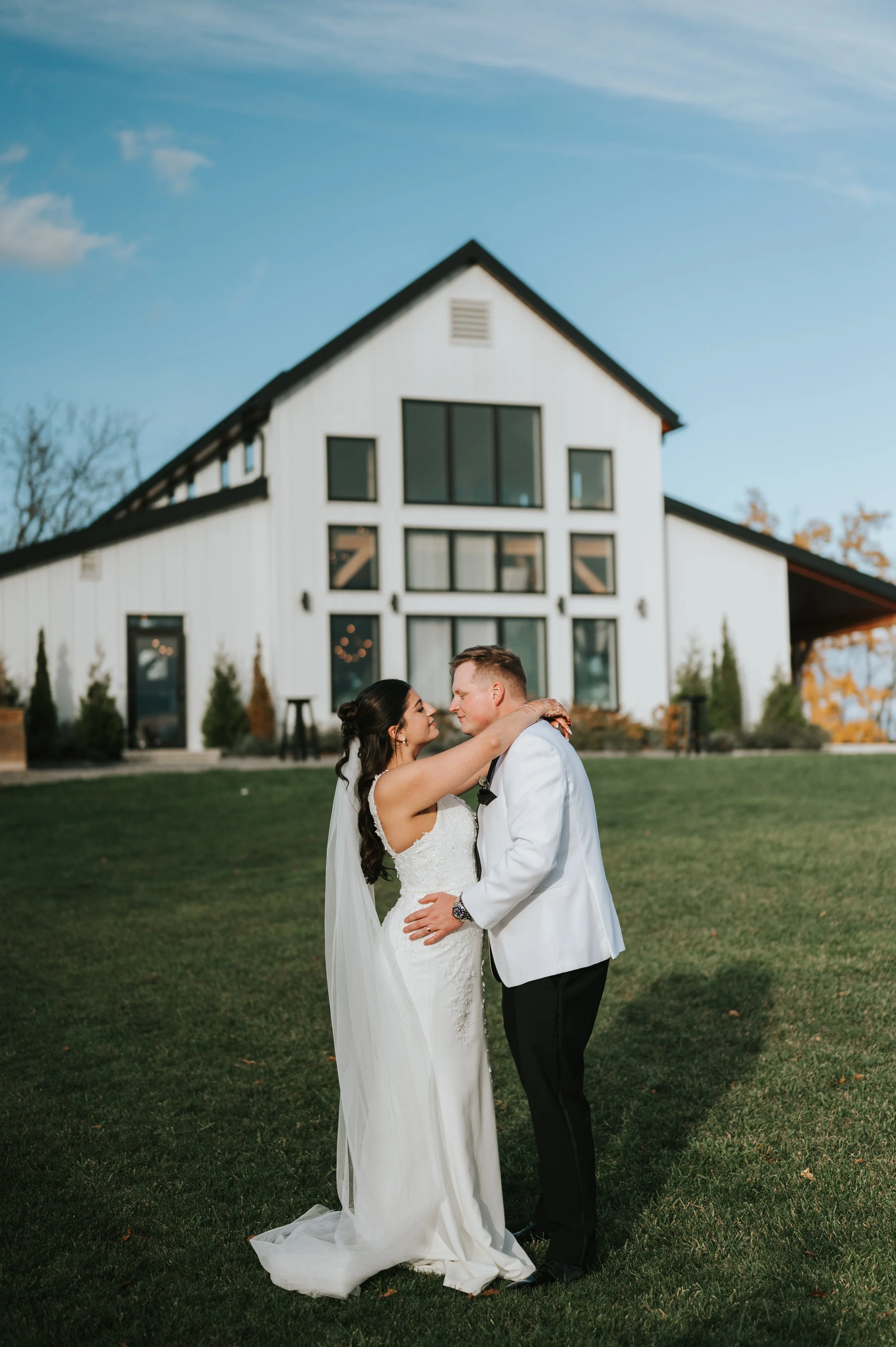 Farmhill Weddings in Peterborough - A Sunny 200 Guest Celebration.