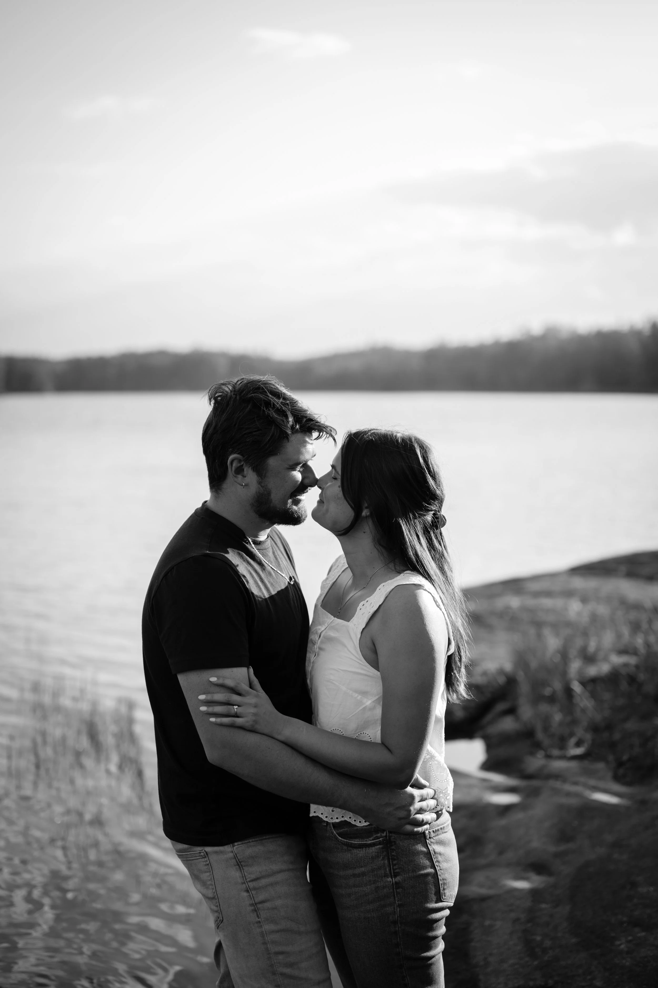 kawartha-lakes-cottage-adventure-engagement-photographer-northumberland-ontario11.jpg
