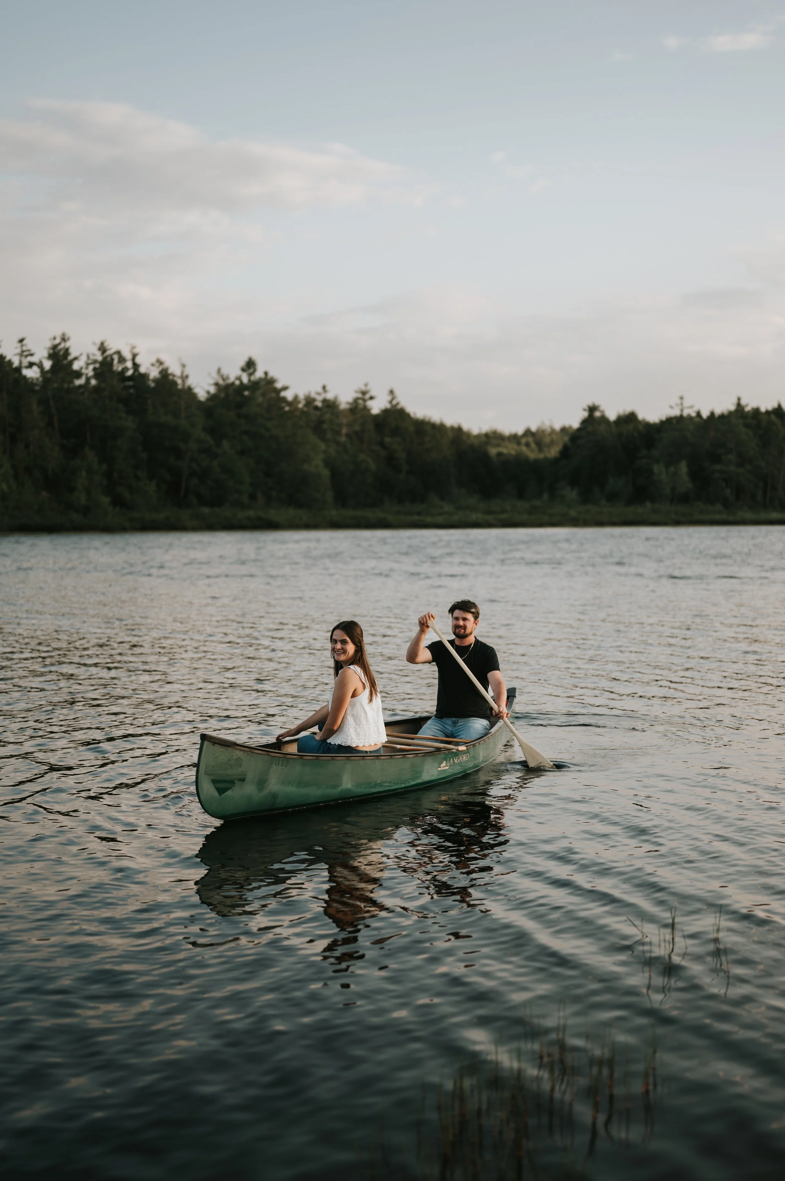 kawartha-lakes-cottage-adventure-engagement-photographer-northumberland-ontario27.jpg