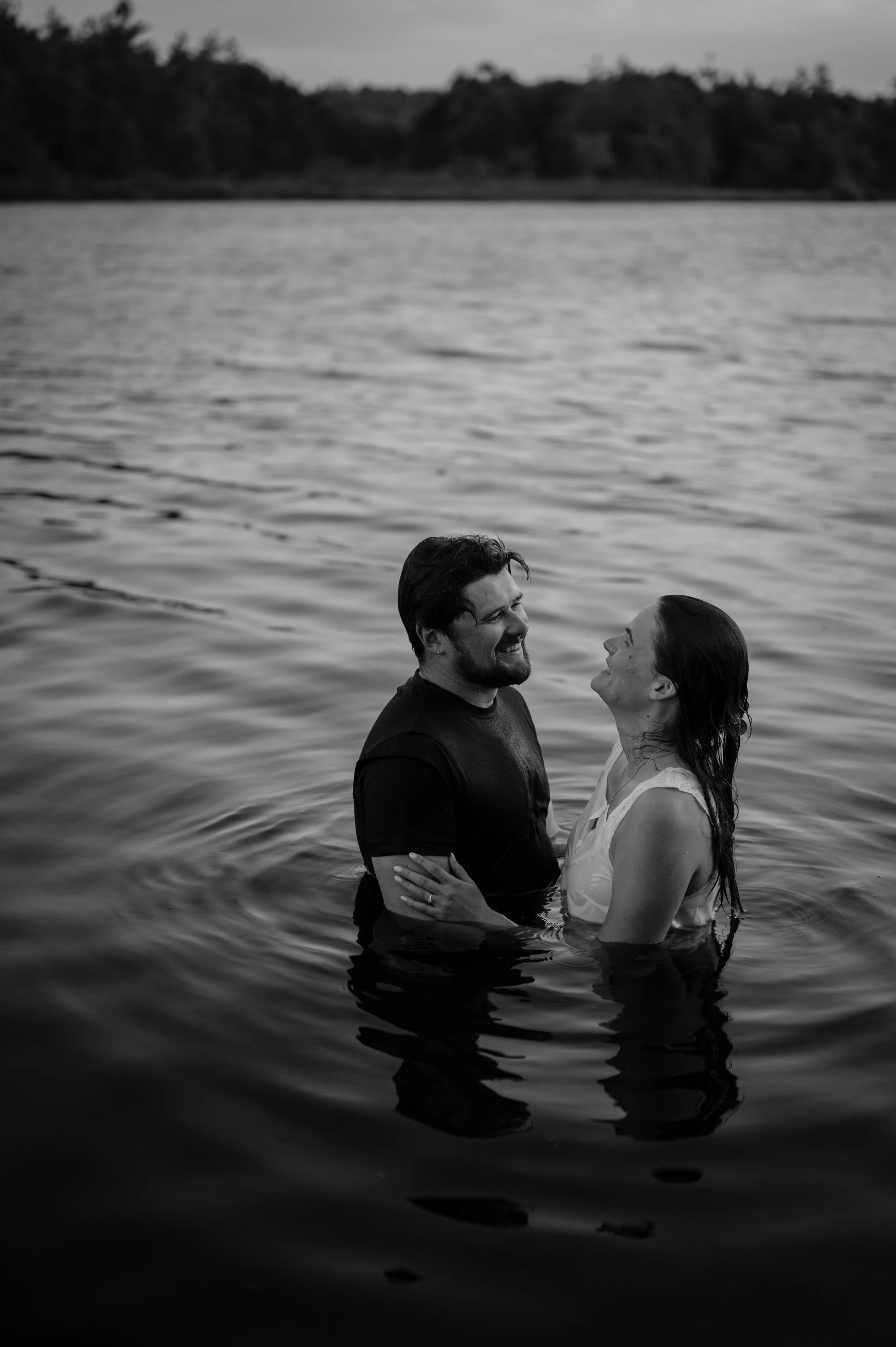 kawartha-lakes-cottage-adventure-engagement-photographer-northumberland-ontario37.jpg