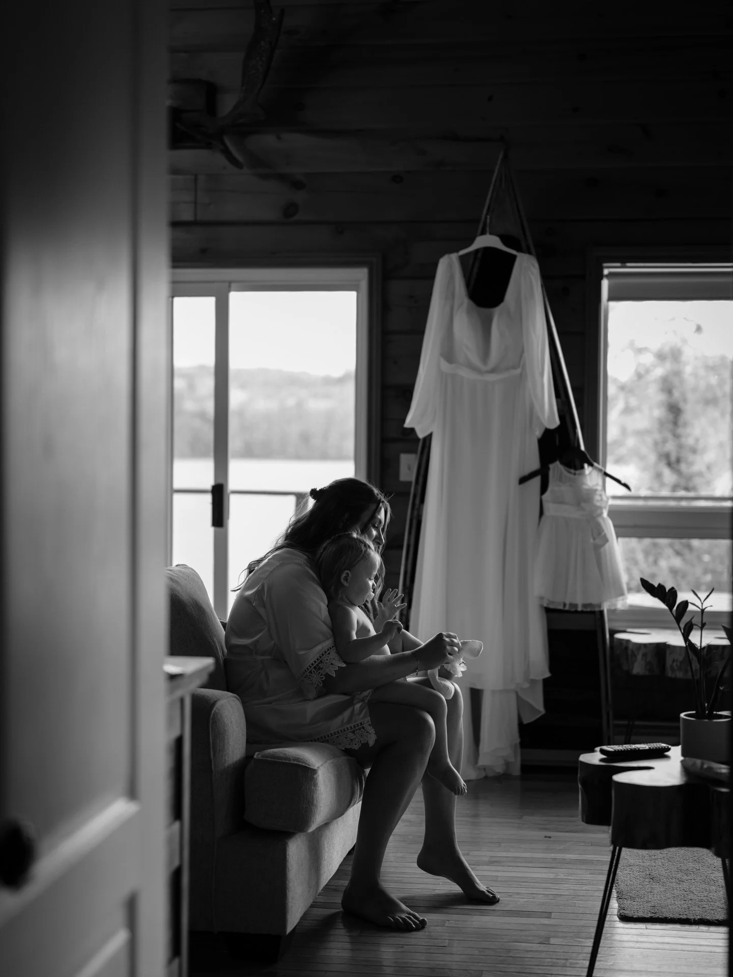 I find that all the perfectly posed social media worthy shots are instant hits when I deliver a wedding gallery or post a sneak peek here. But I always notice that months, even years down the road, more of the candid images from those wedding days ar