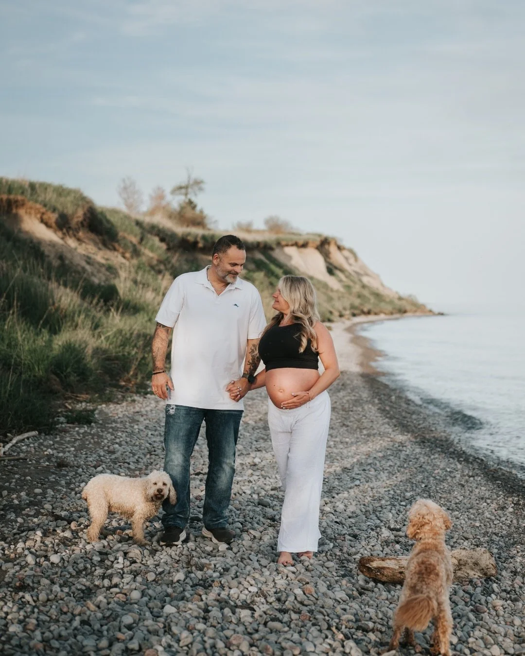 Pups Bettie &amp; Koby tried to steal the show at this maternity session last week. 🩵