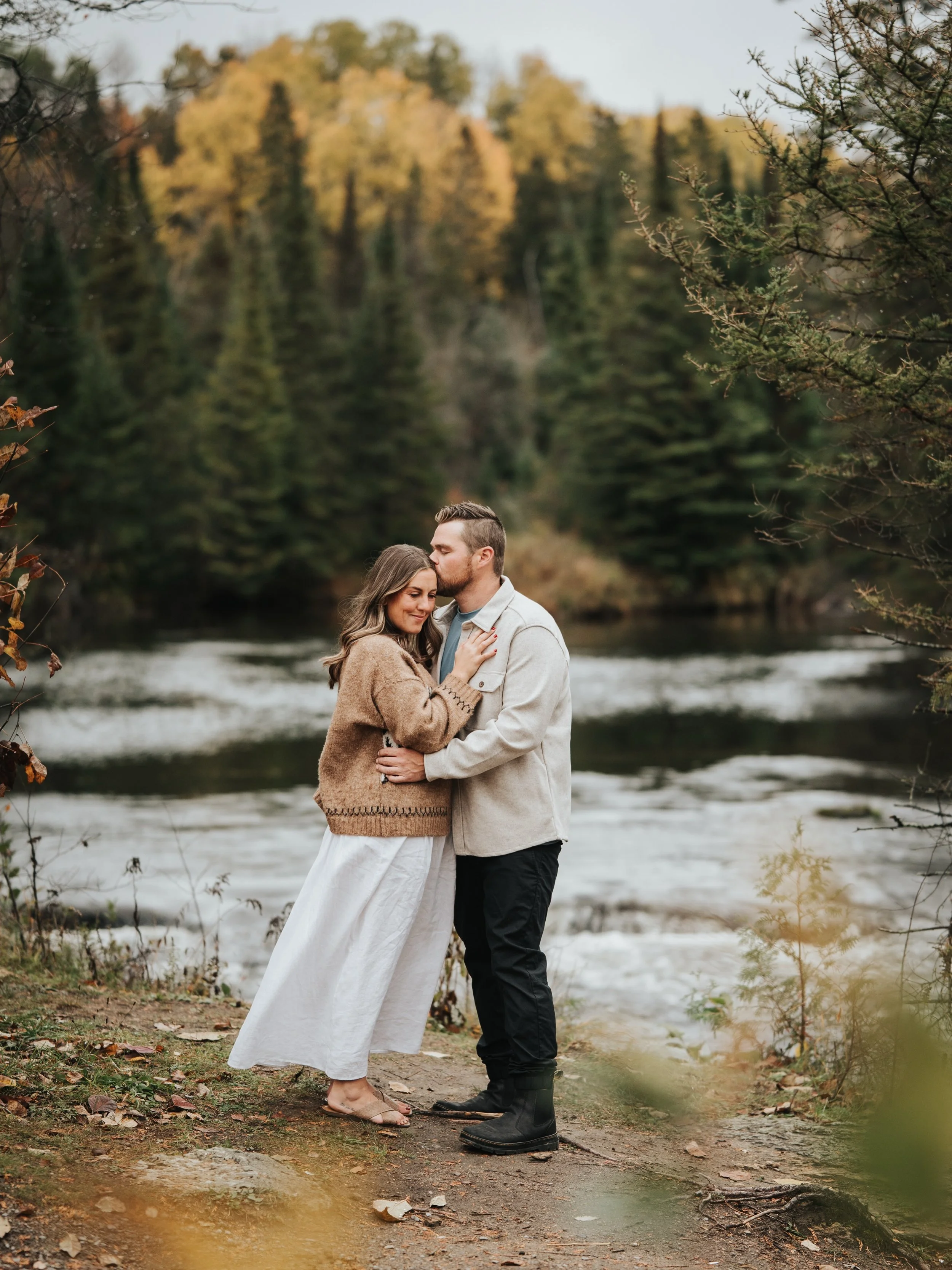 One of the best parts of being a photographer is all the cool places I get to explore with others. ✨

This was such a fun engagement session in Kawartha lakes and the changing leaves did not disappoint 🍂 

* Kawartha Lakes wedding photographer
* Pet