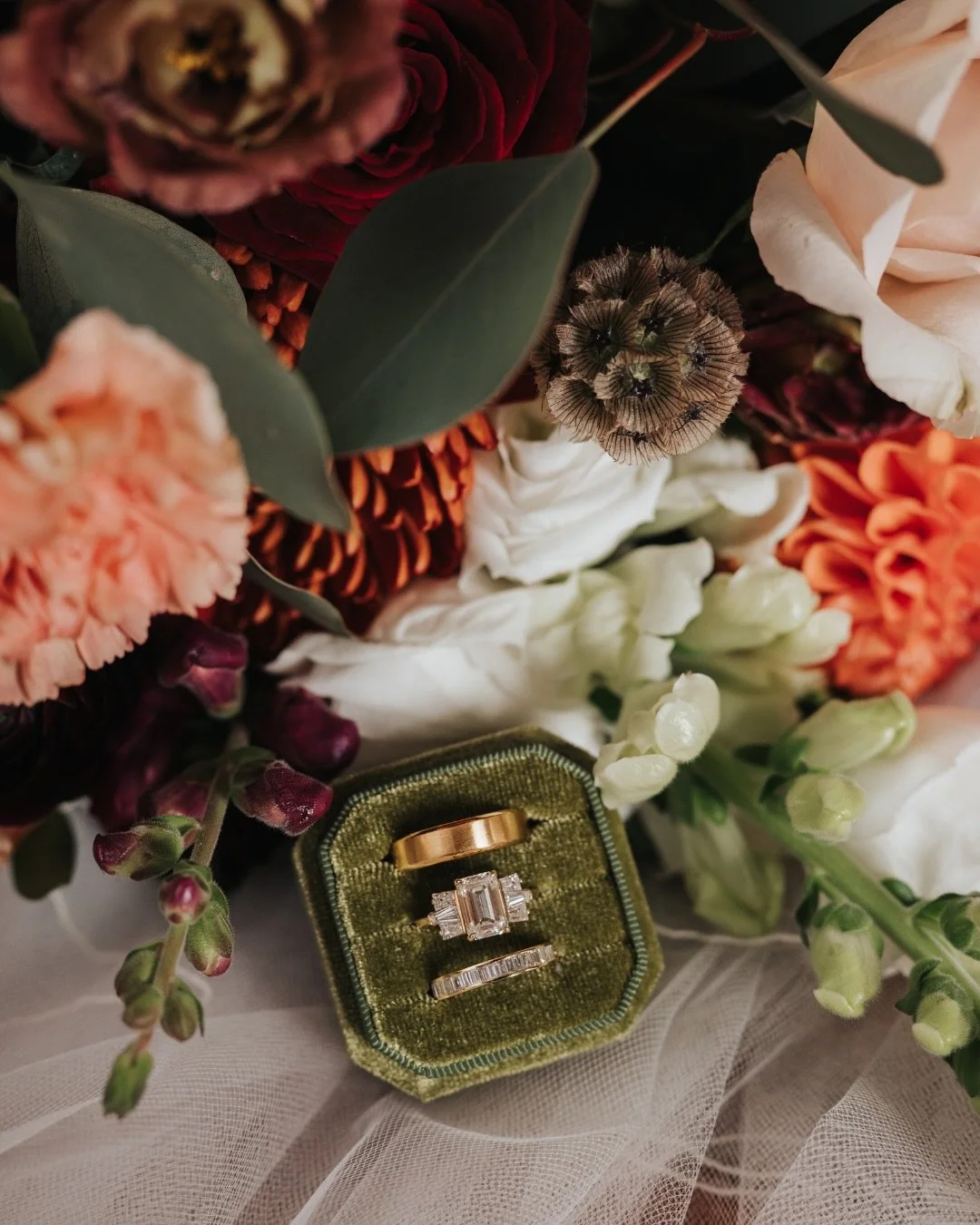 Hayley &amp; Marc 🥂

Venue: @penrynpark

* Kawartha Lakes wedding photographer
* Peterborough documentary wedding photographer
* Trent Hills Photographer
* Prince Edward County Photographer 
#cobourgweddingphptographer
#princeedwardcountyphotographe