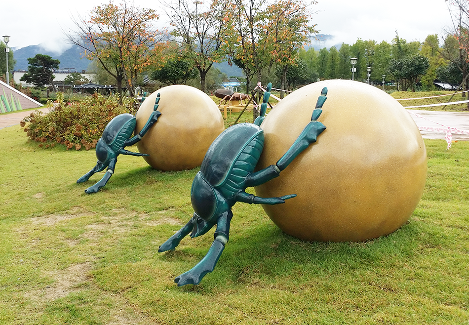 Ecology Learning Center Bug Sculpture