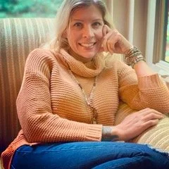 Query Letters That Will Get Past the Intern w/Angie Azur