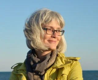 SUMMER NOVEL SESSIONS 2025 w/Heather Newton