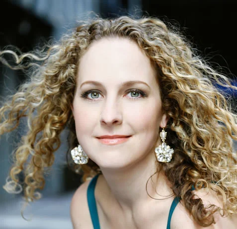 Sarah Nelson Craft headshot.jpg