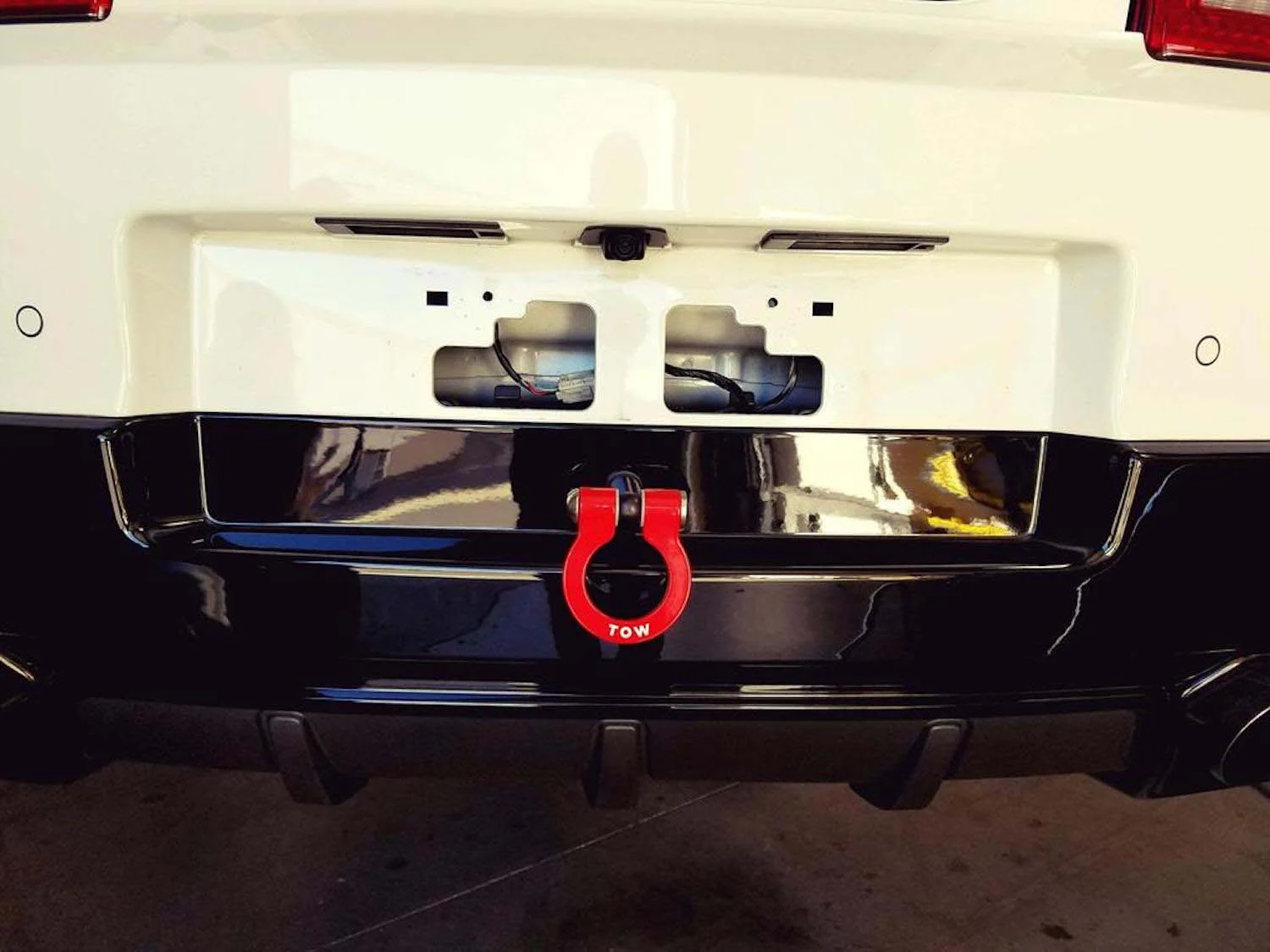 2010-15-ss-zl1-z28-rear-crash-bumper-tow-point-installed-2.jpg