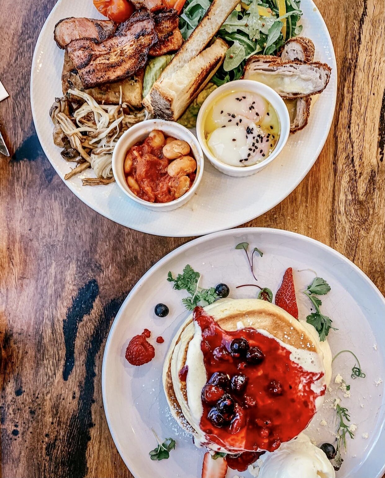 Big Brekkie & Berries Souffle.jpg