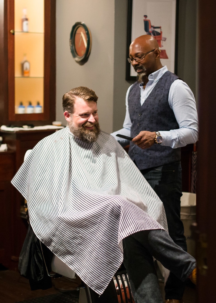 Top 5 Barbershops Open Late in San Francisco