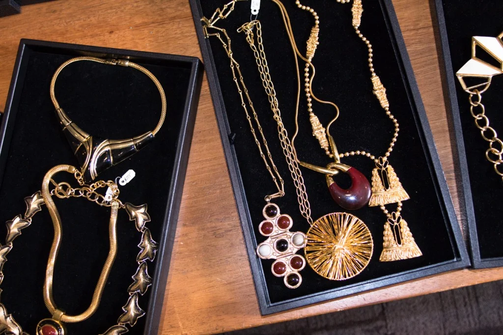 Photo via Sasha Maks Vintage