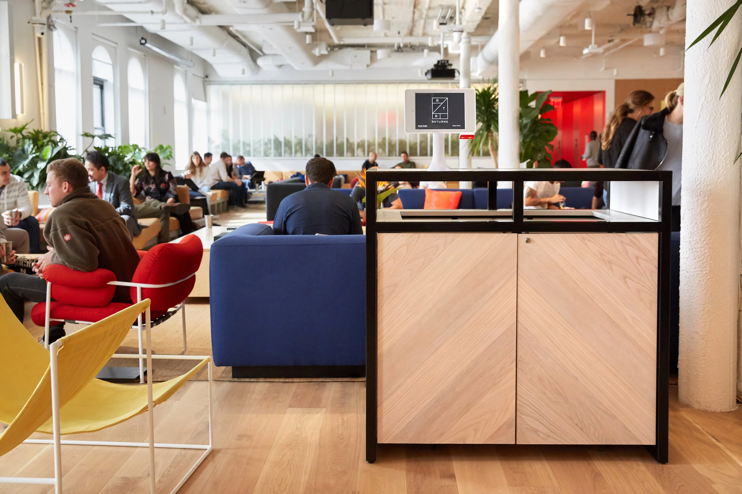 20181016_RTR_WeWork_DropOffBox_63A2745_RETOUCHED.jpg