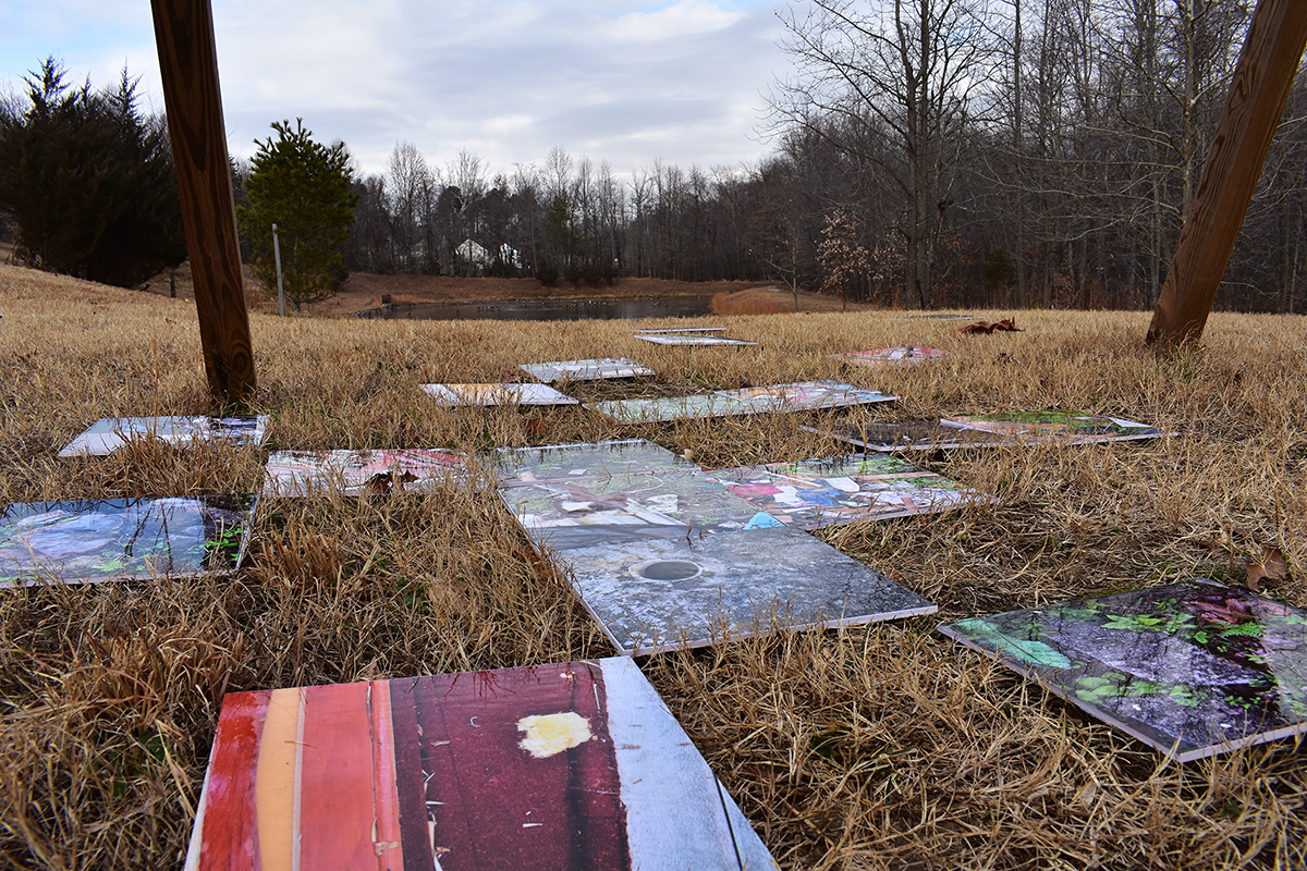   Groundscapes Displaced . Installation in Clinton, Maryland, EU 