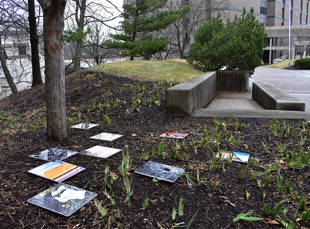 Groundscapes Displaced . Installation at the University of Cincinnati College of Design, Architecture, Art, and Planning. Ohio, EU