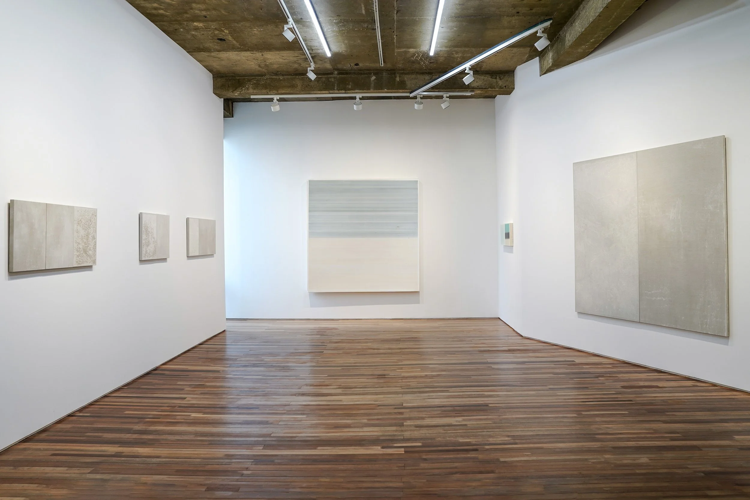 Inbetween state 1 (Install shot).jpg